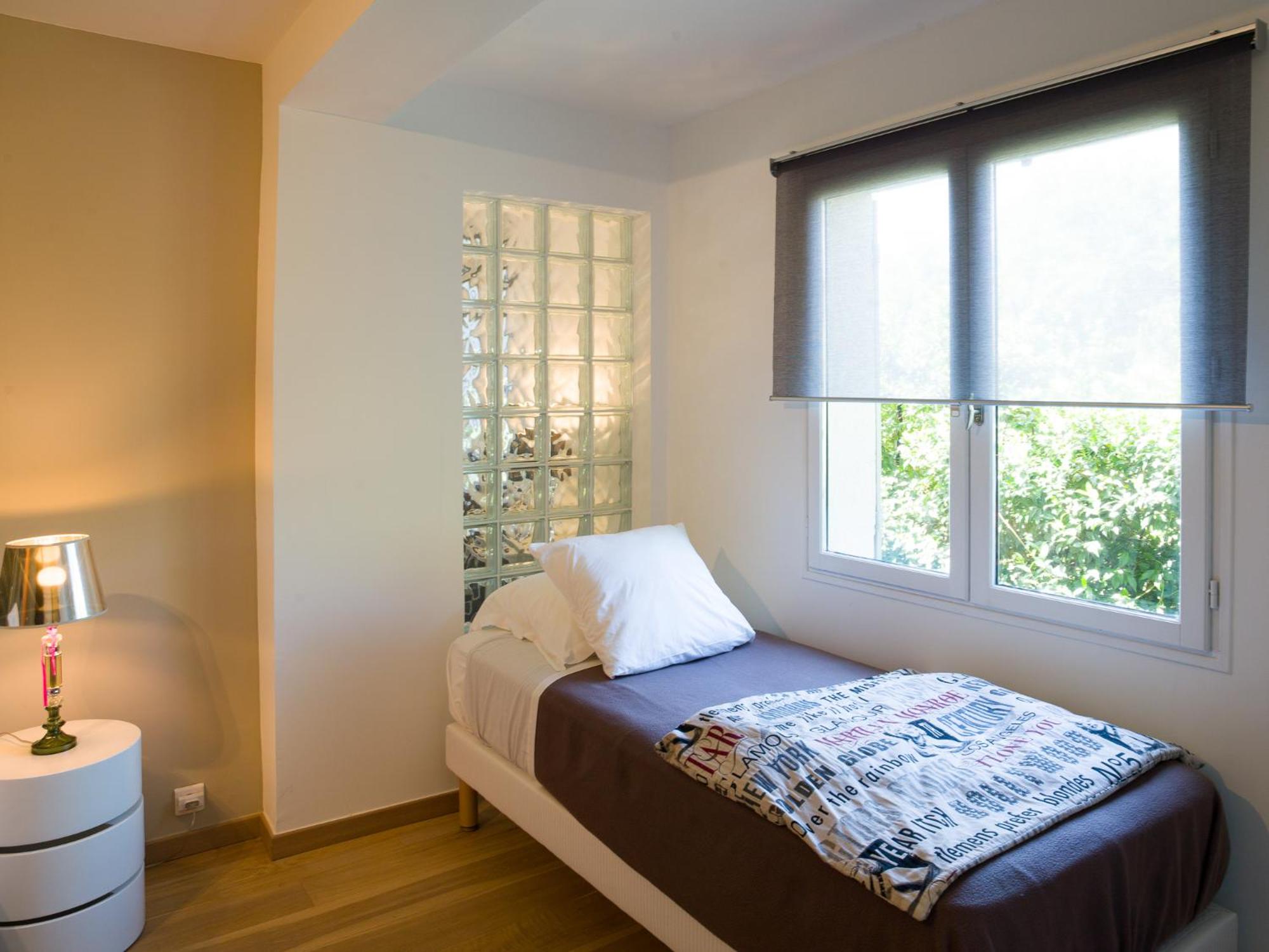 Holiday Home with private garden  - Photo 6