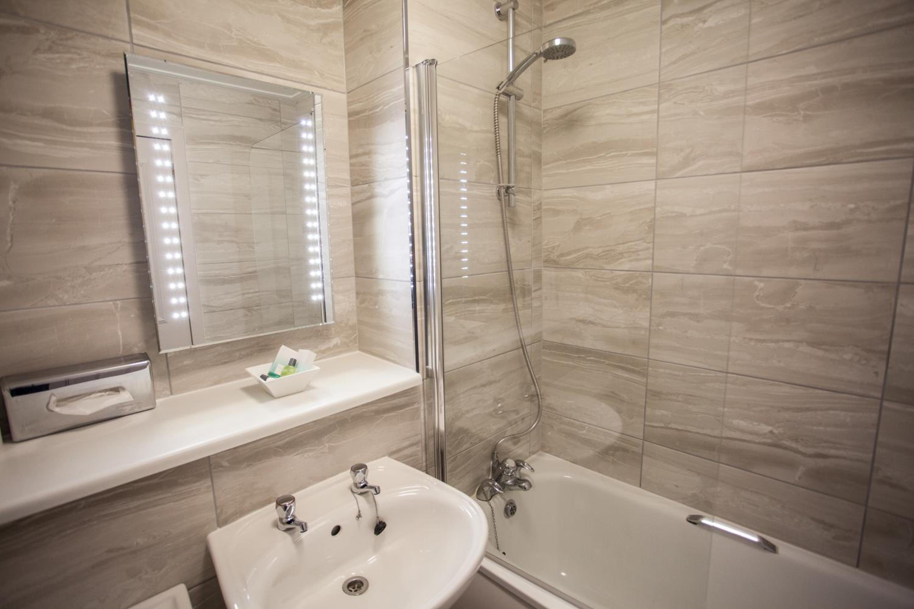 Single Room photo 2