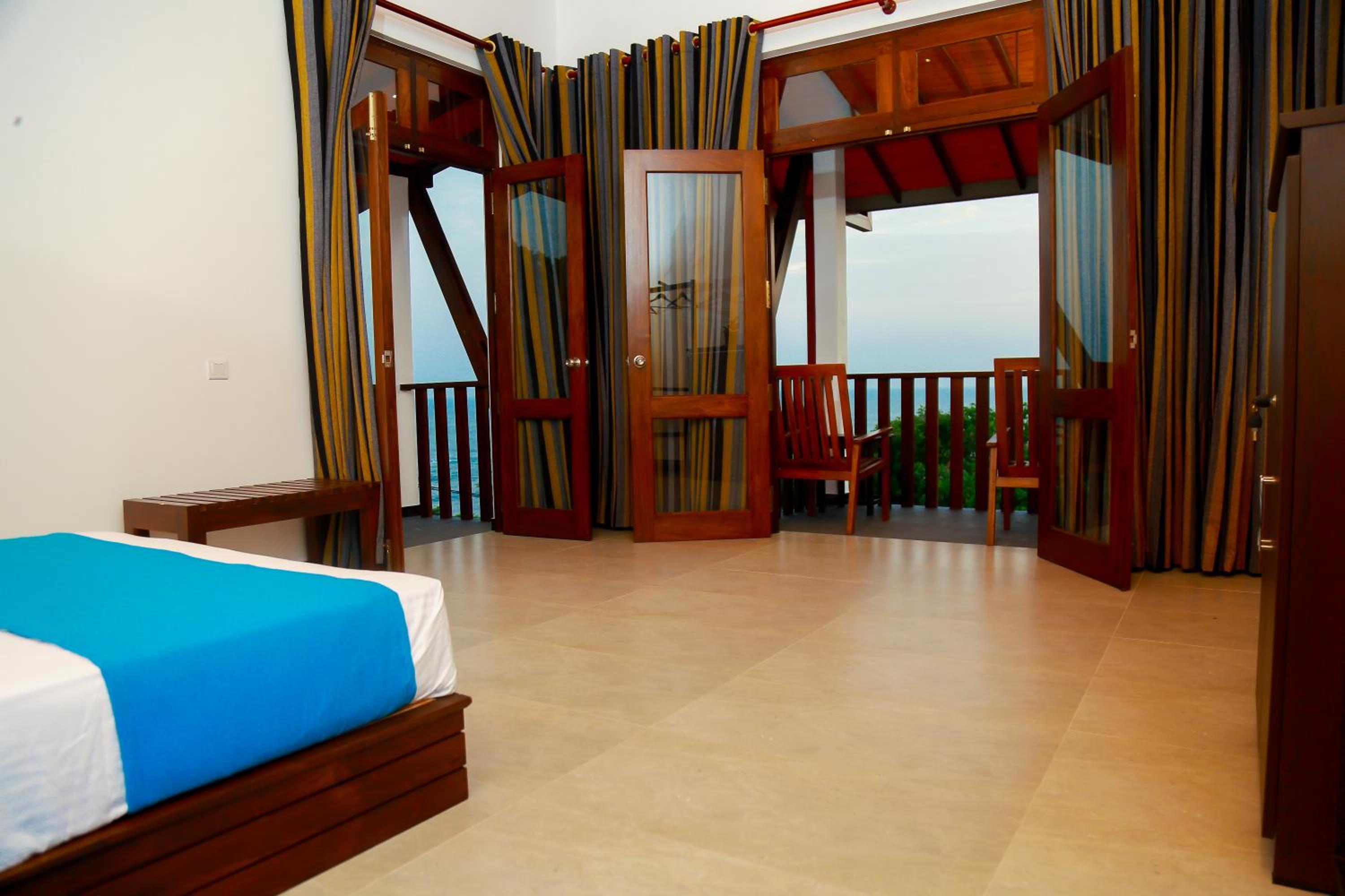 Deluxe Double Room with Sea View