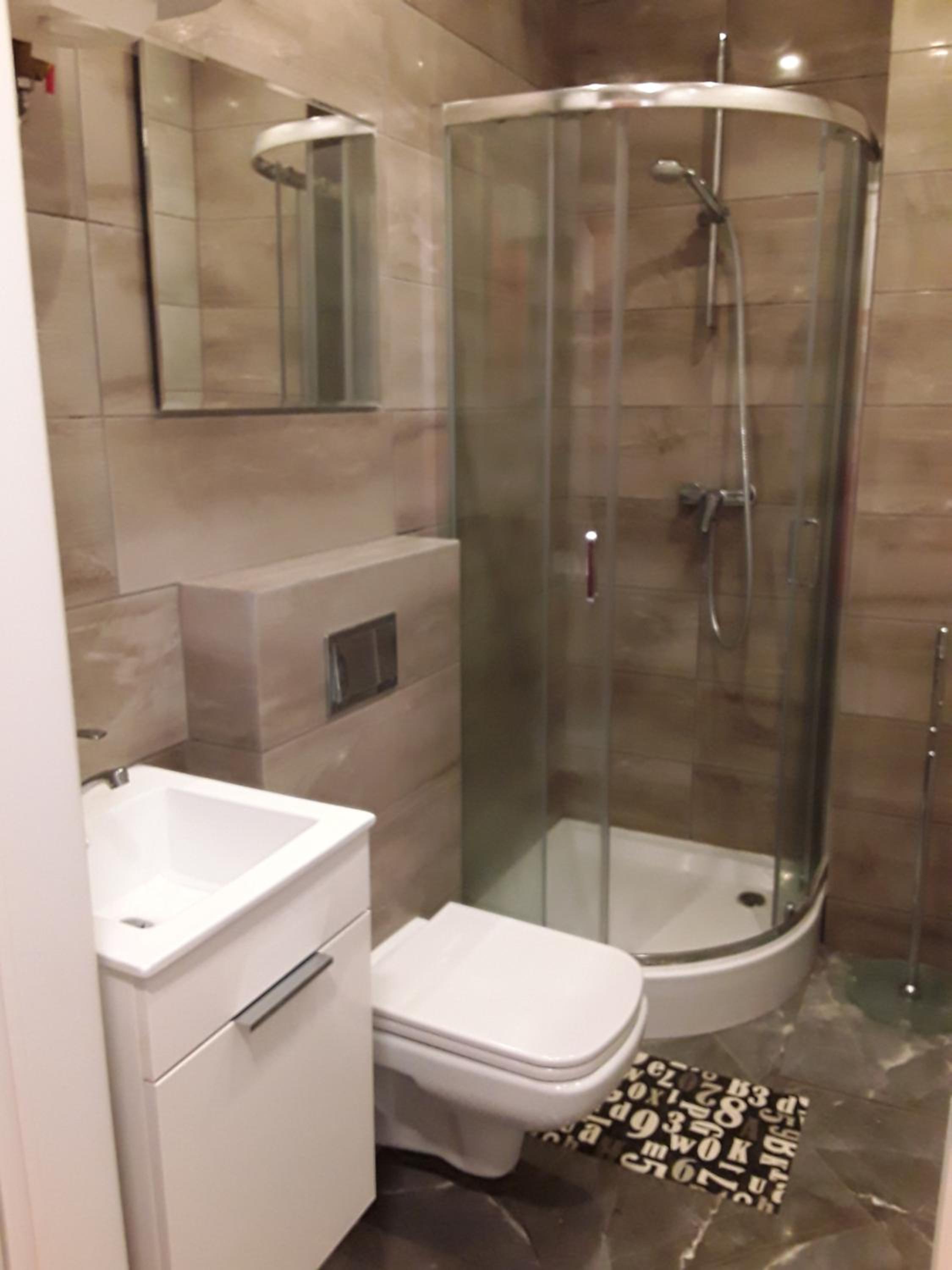 Studio Apartment - Photo 1