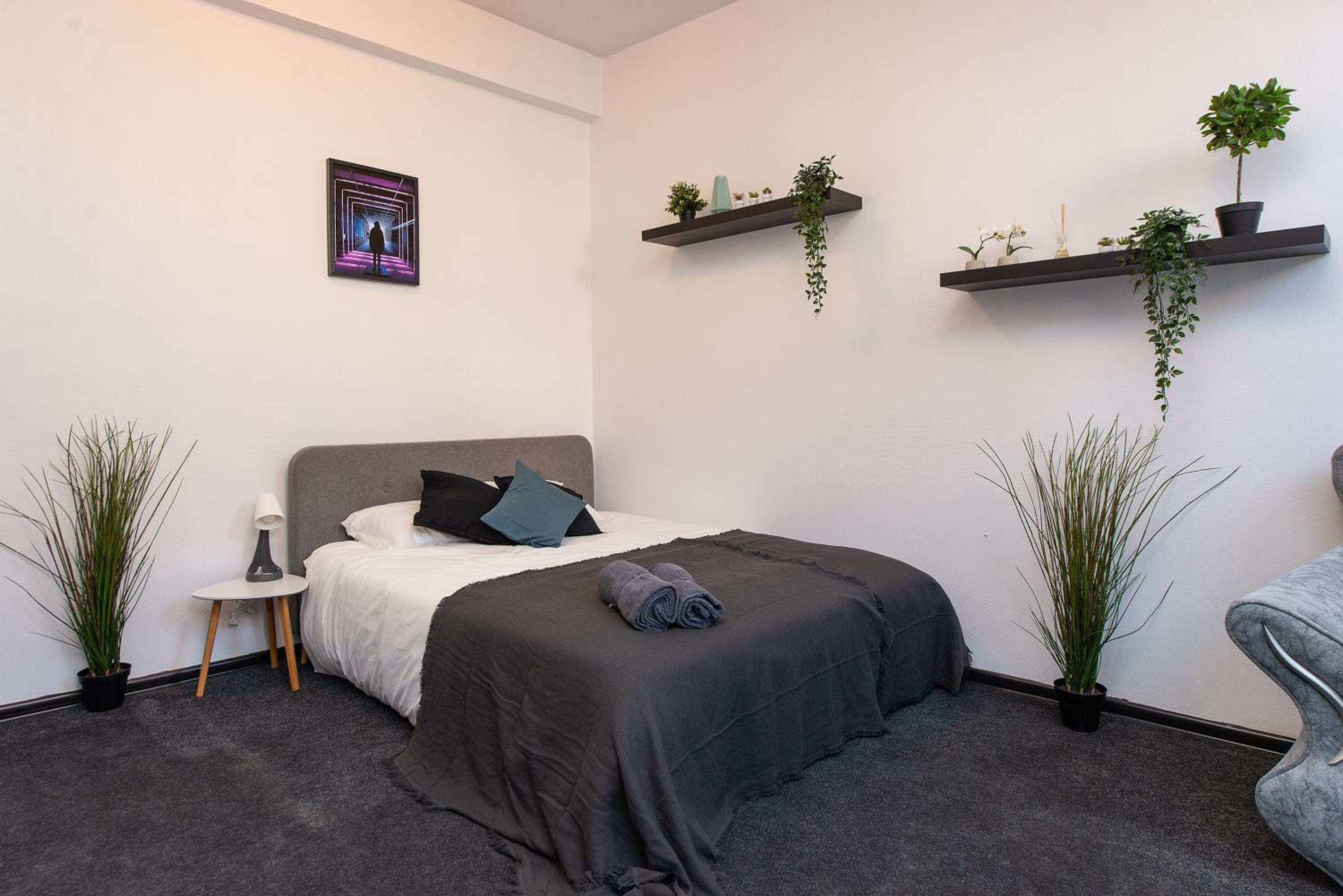 Quadruple Room with Private Bathroom - Photo 1