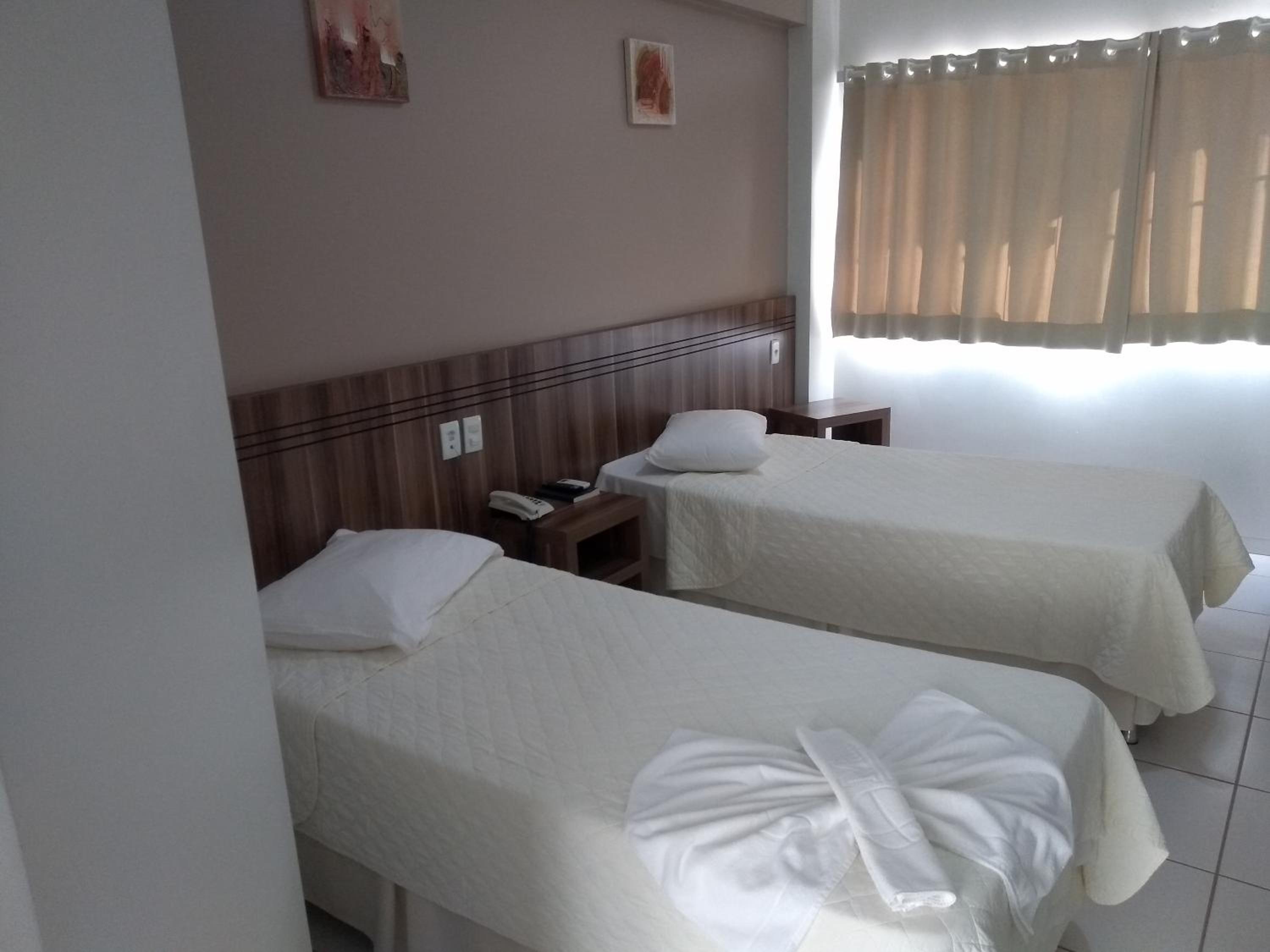 Large Double or Twin Room photo 1