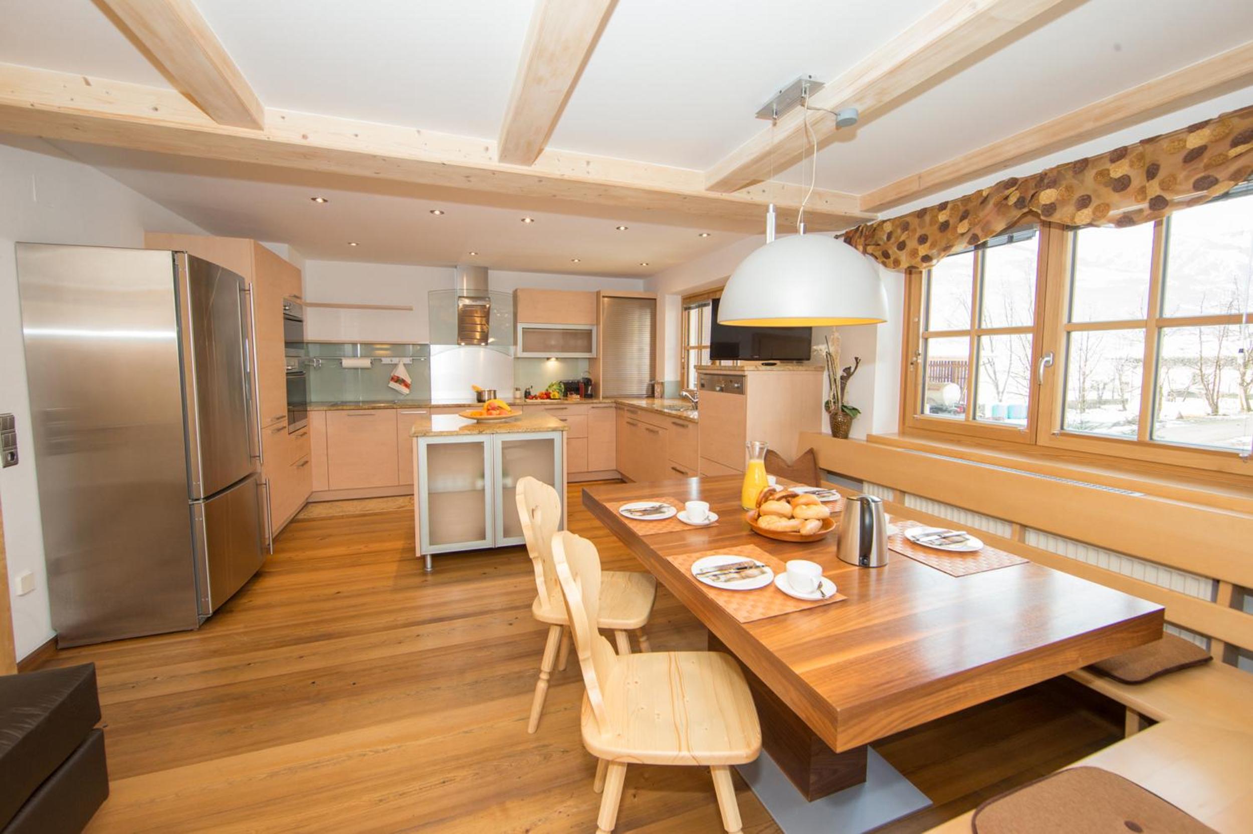 Duplex Two-Bedroom Apartment with Balcony photo 3