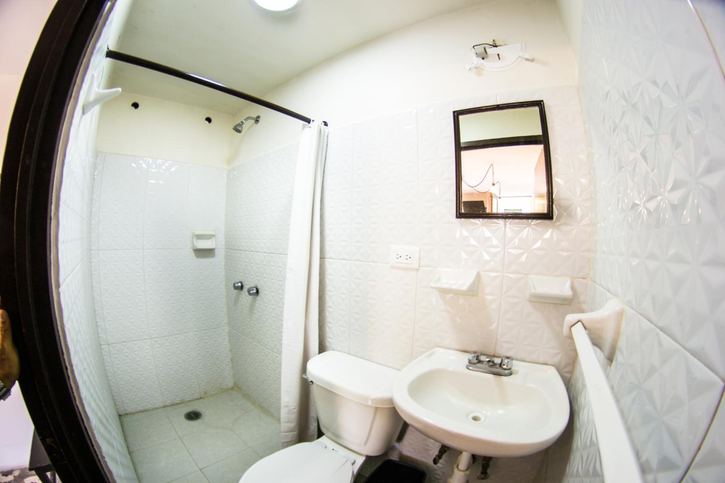 Double Room - Photo 5