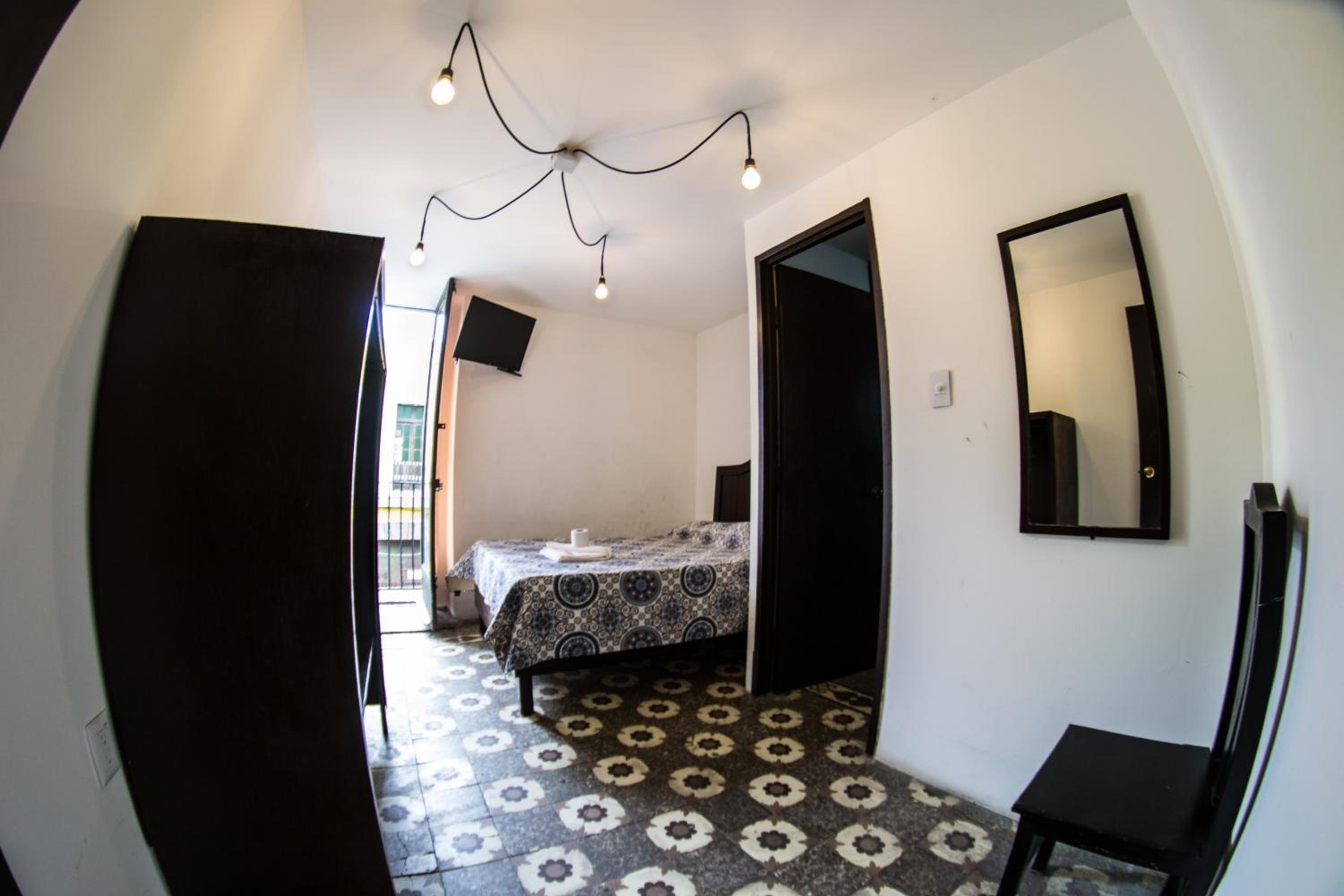 Double Room - Photo 3