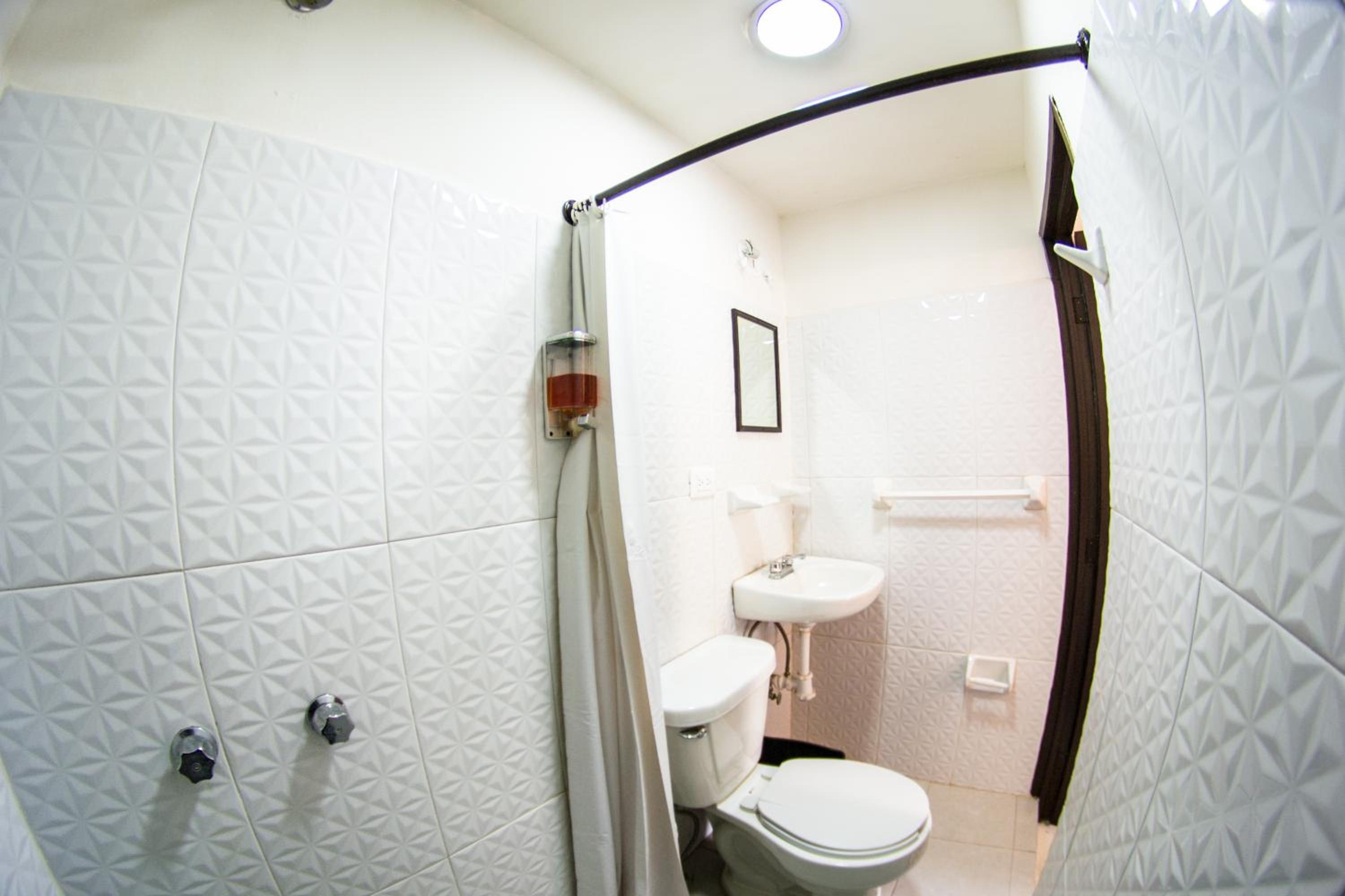 Double Room - Photo 4