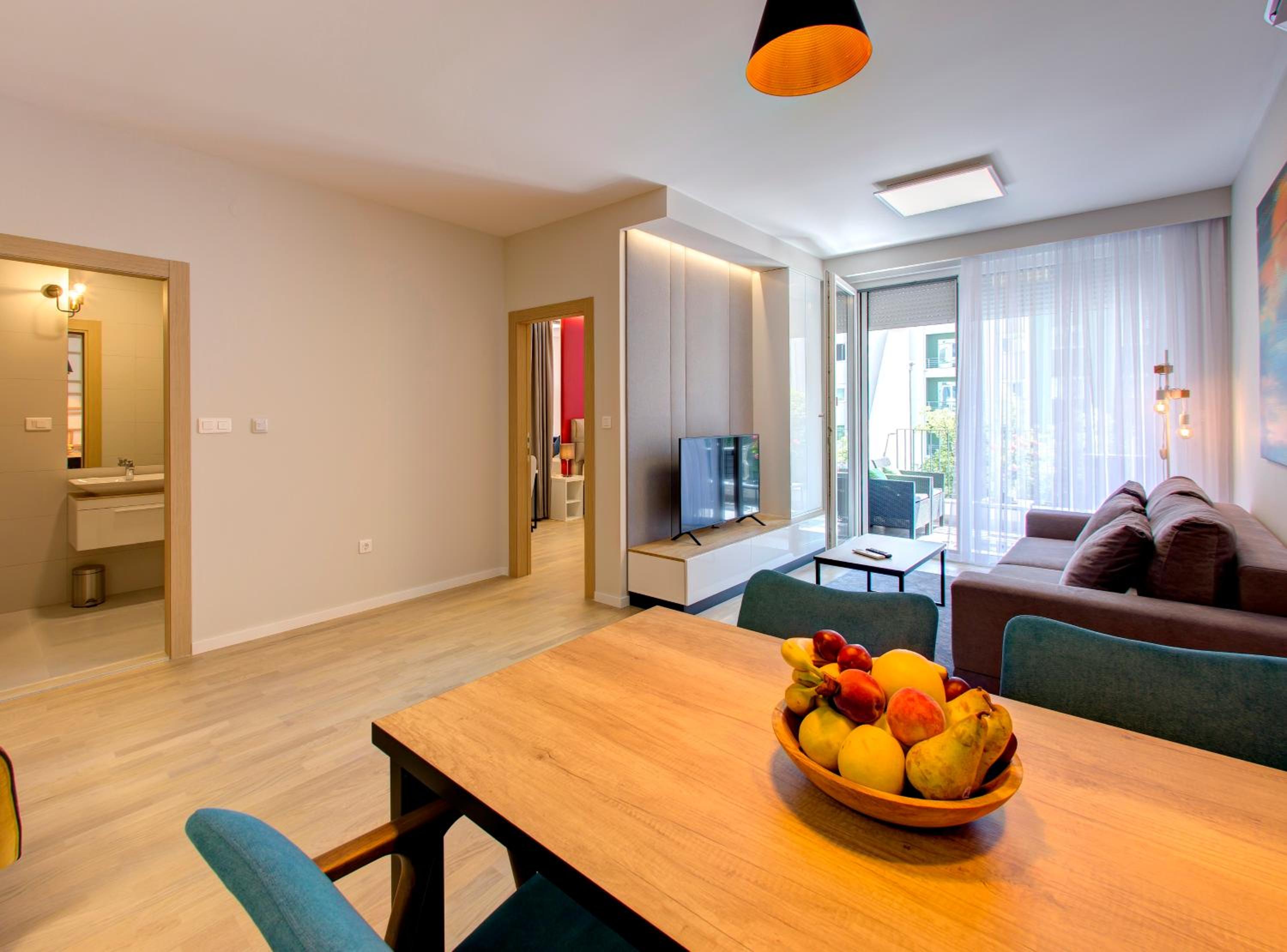 One-Bedroom Apartment
