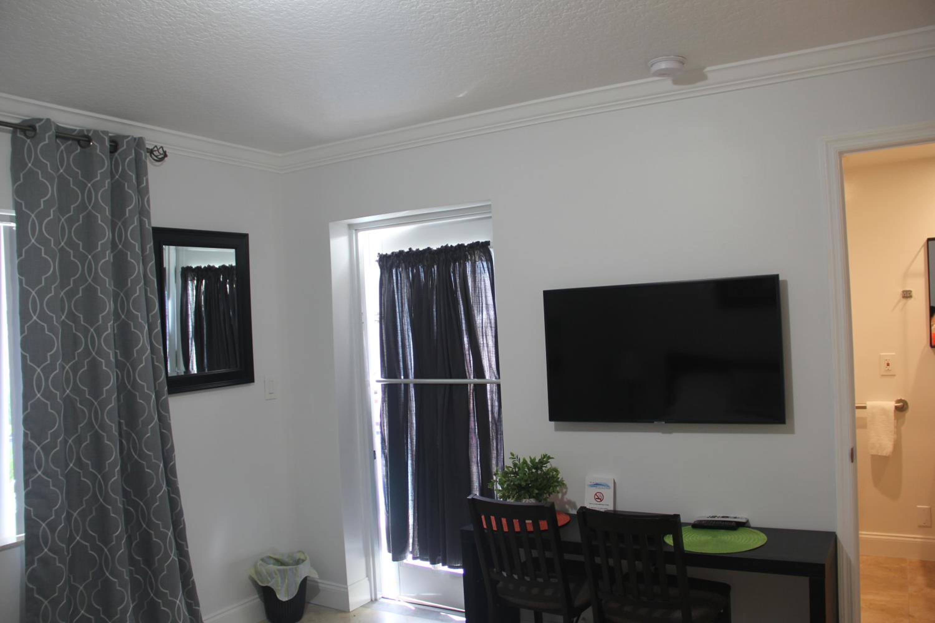 Double Room - Disability Access photo 2