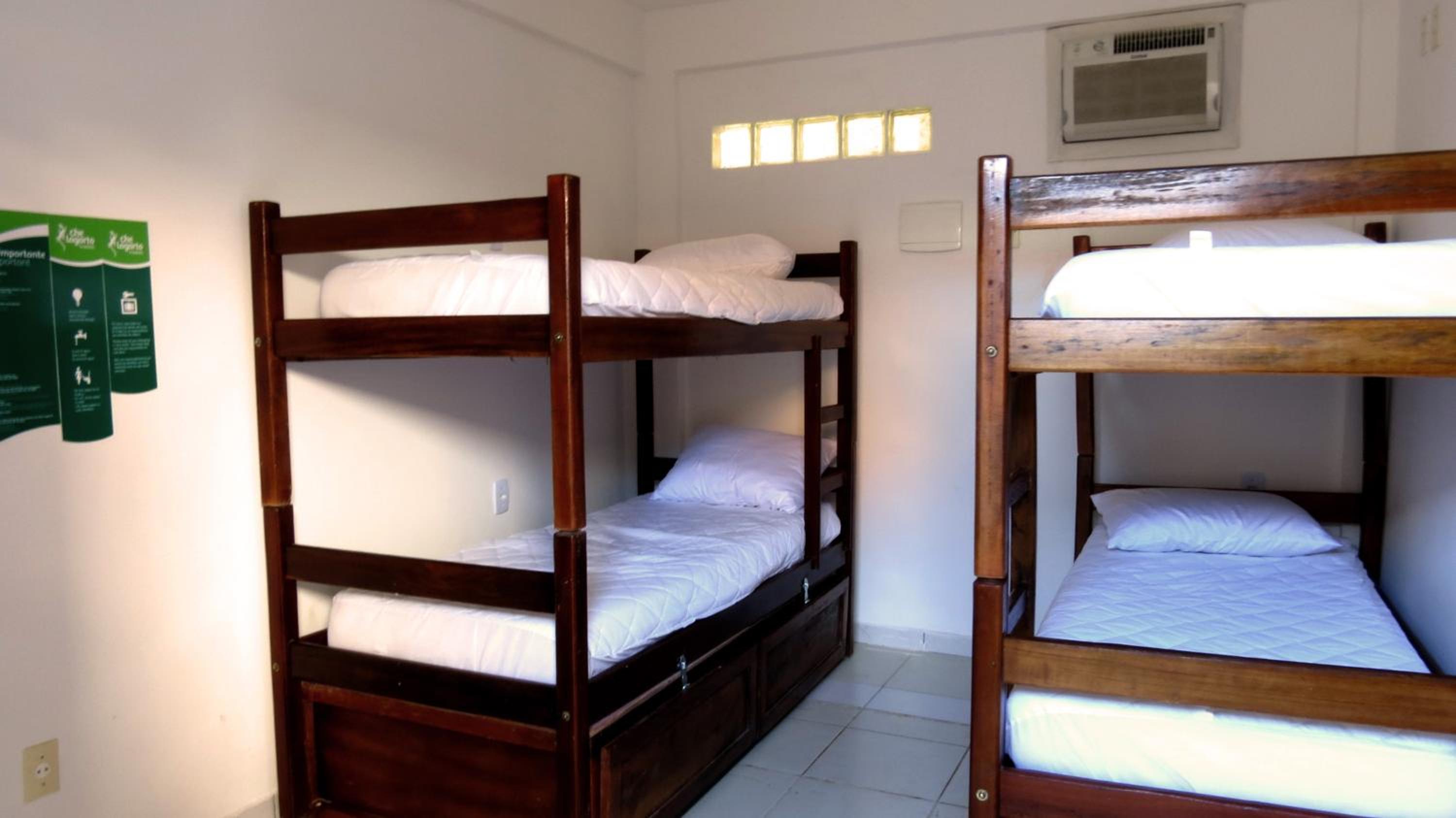 Bed in 8-Bed Mixed Dormitory Room photo 3
