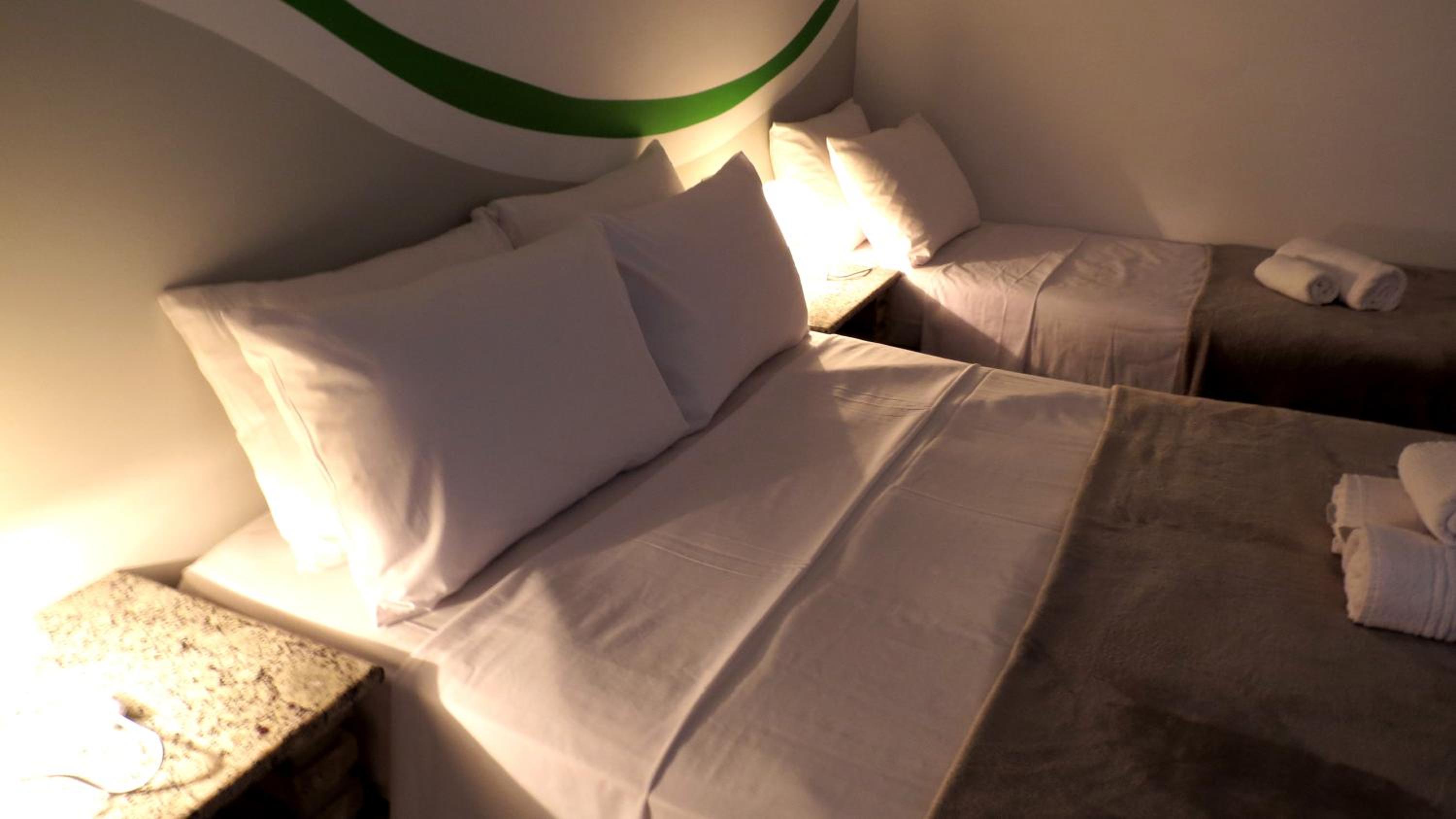 Double Room with Private Bathroom photo 3