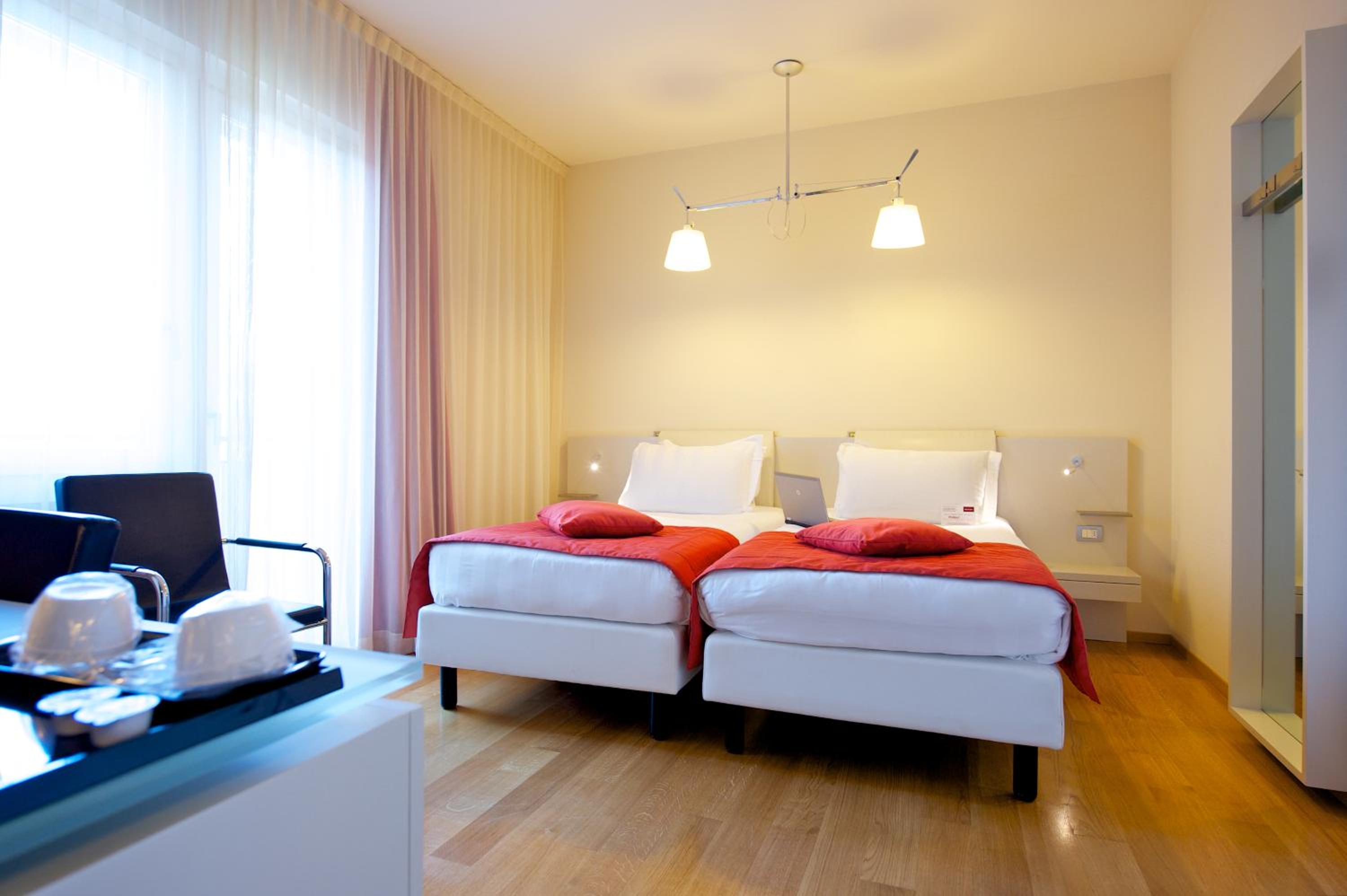 Classic Room with Twin beds