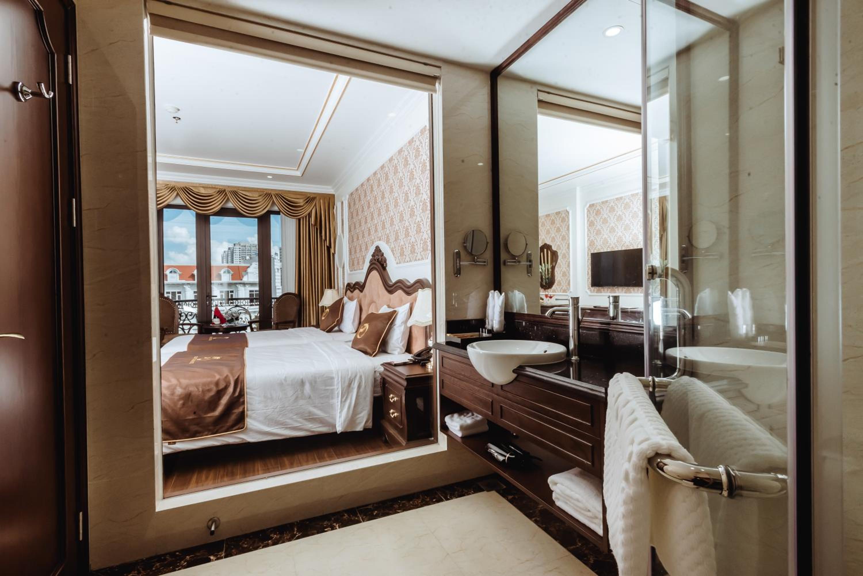 Deluxe Twin Room photo 2