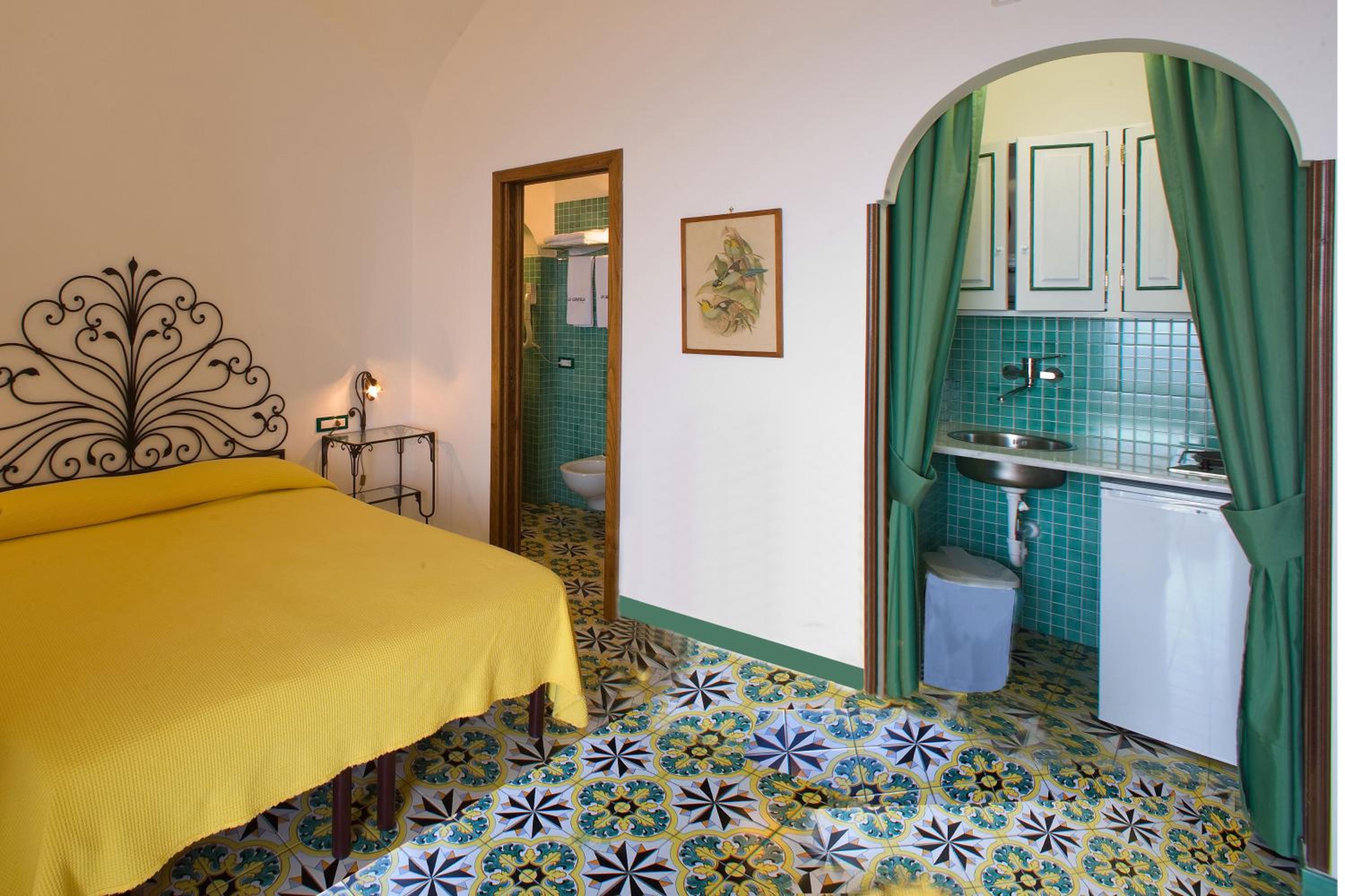 Double Room with Sea View - Photo 1