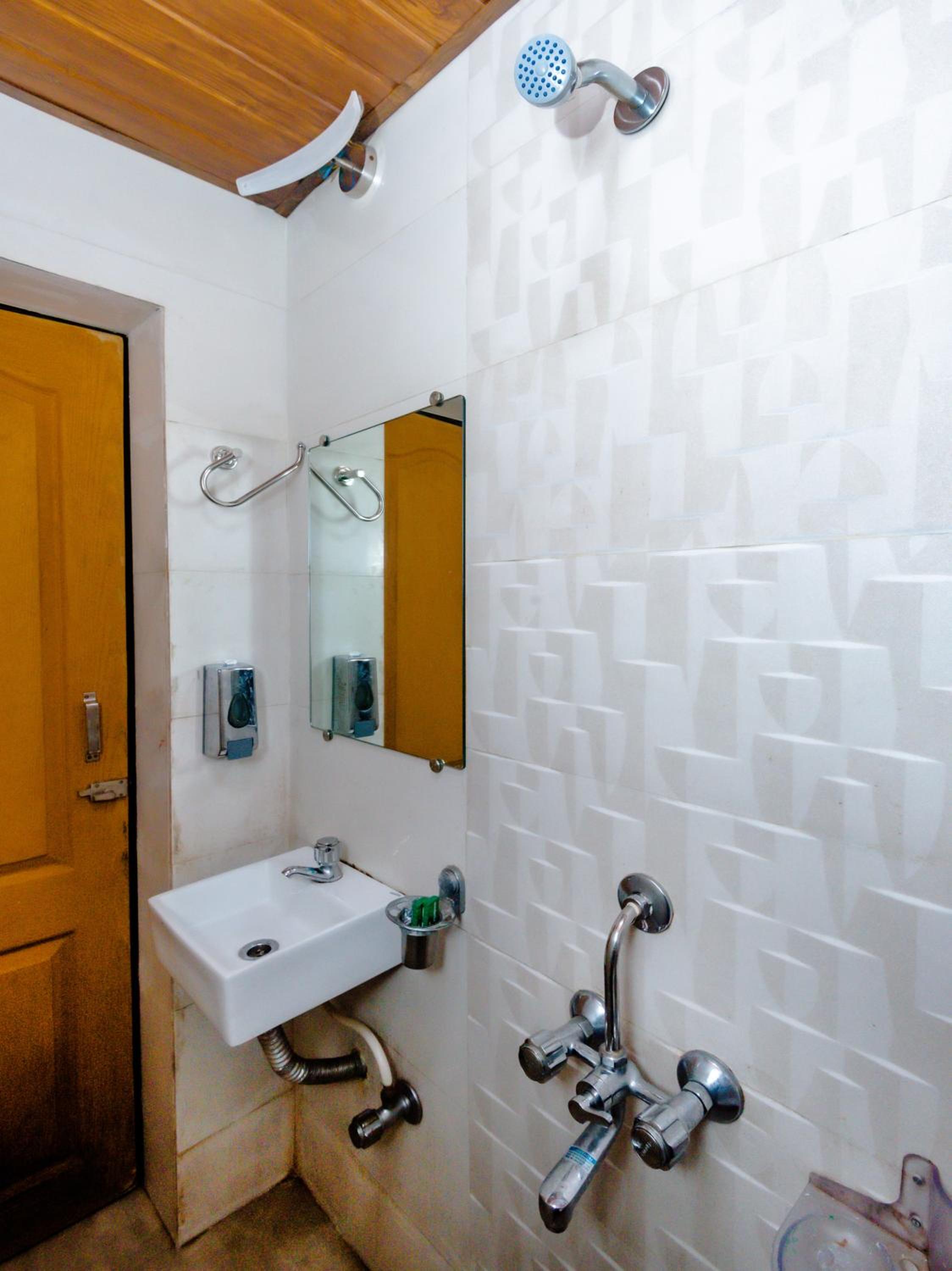 Executive Triple Room - Photo 26