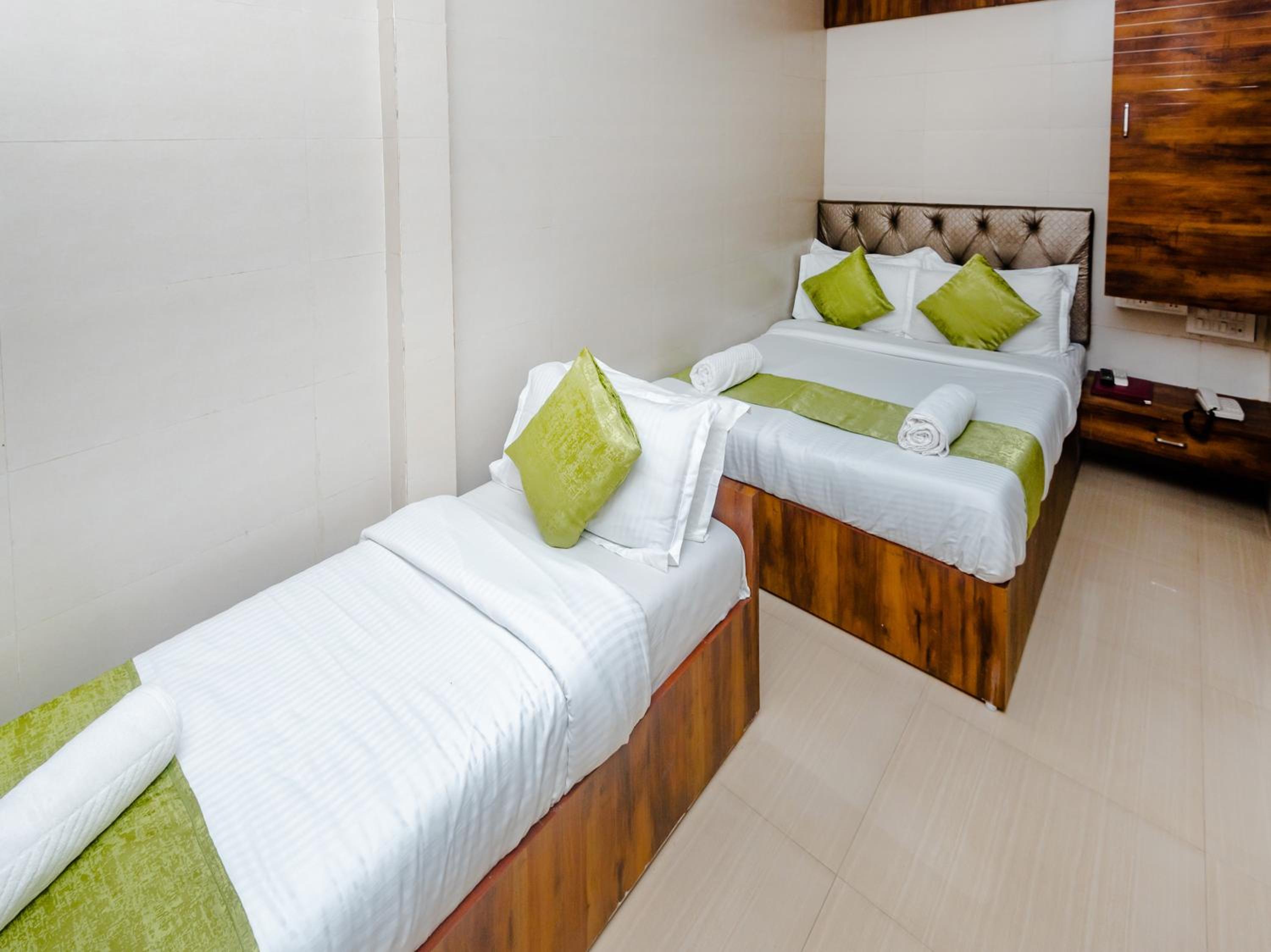 Executive Triple Room - Photo 20