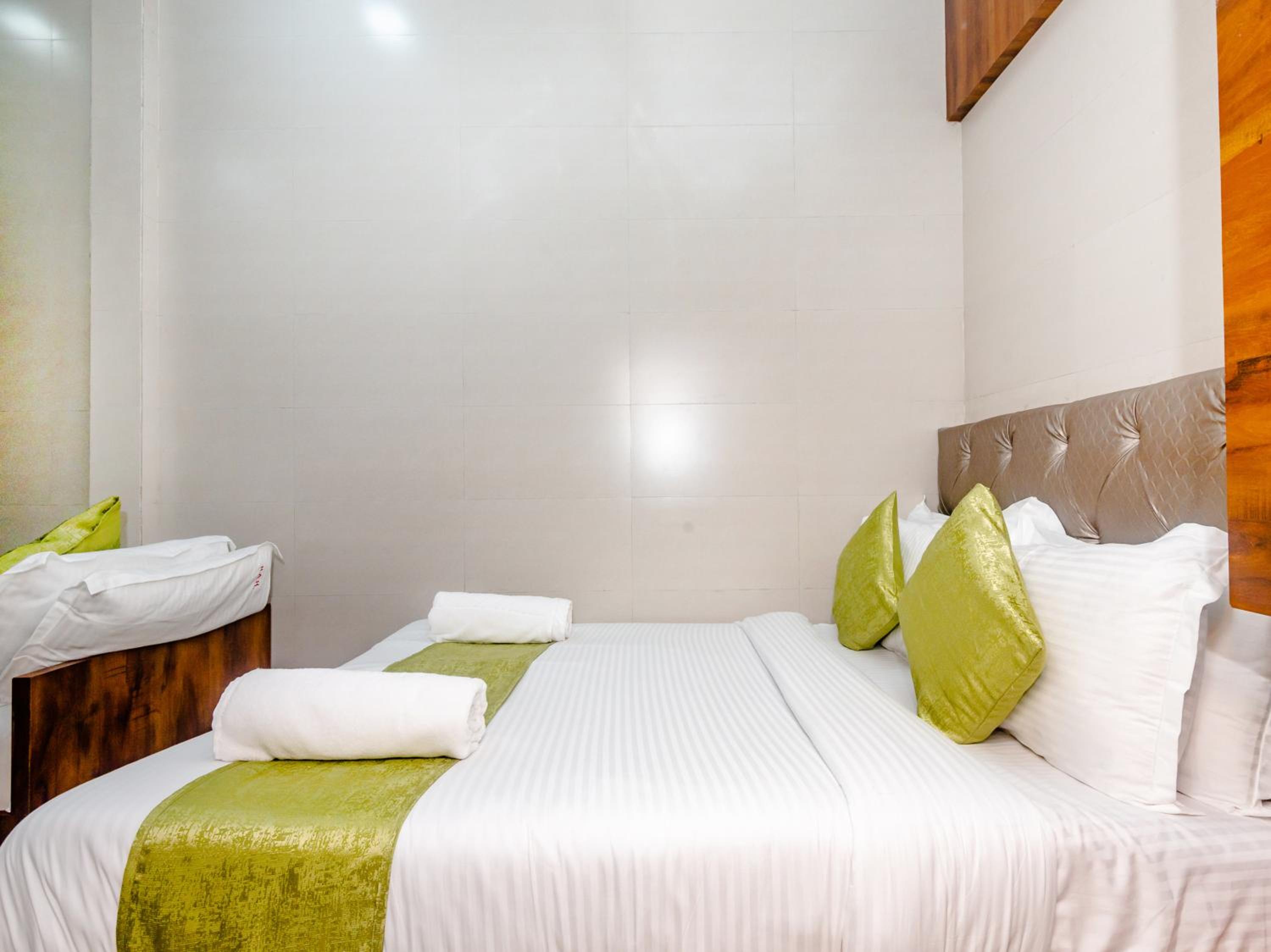 Executive Triple Room - Photo 13