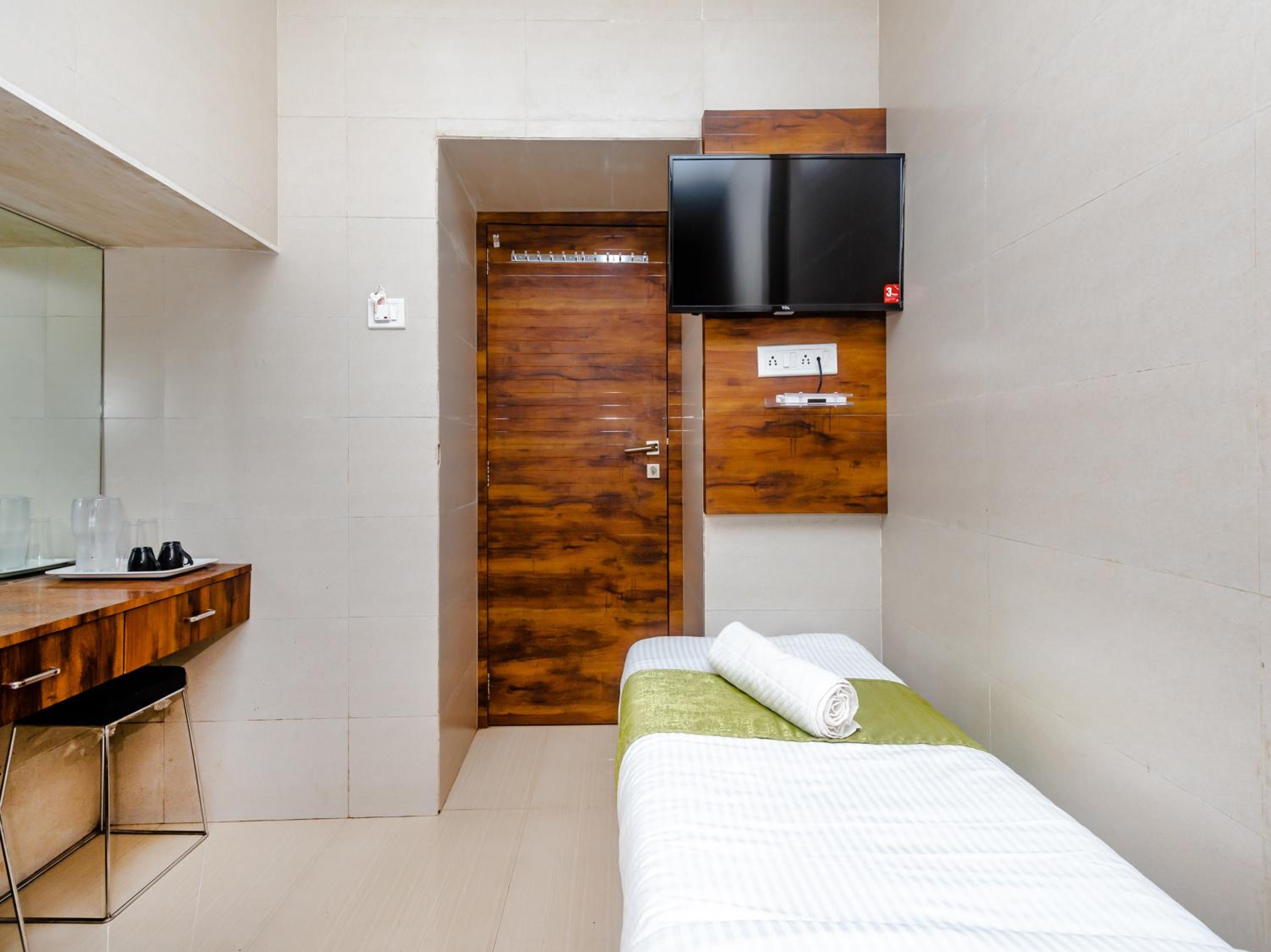 Executive Triple Room - Photo 8