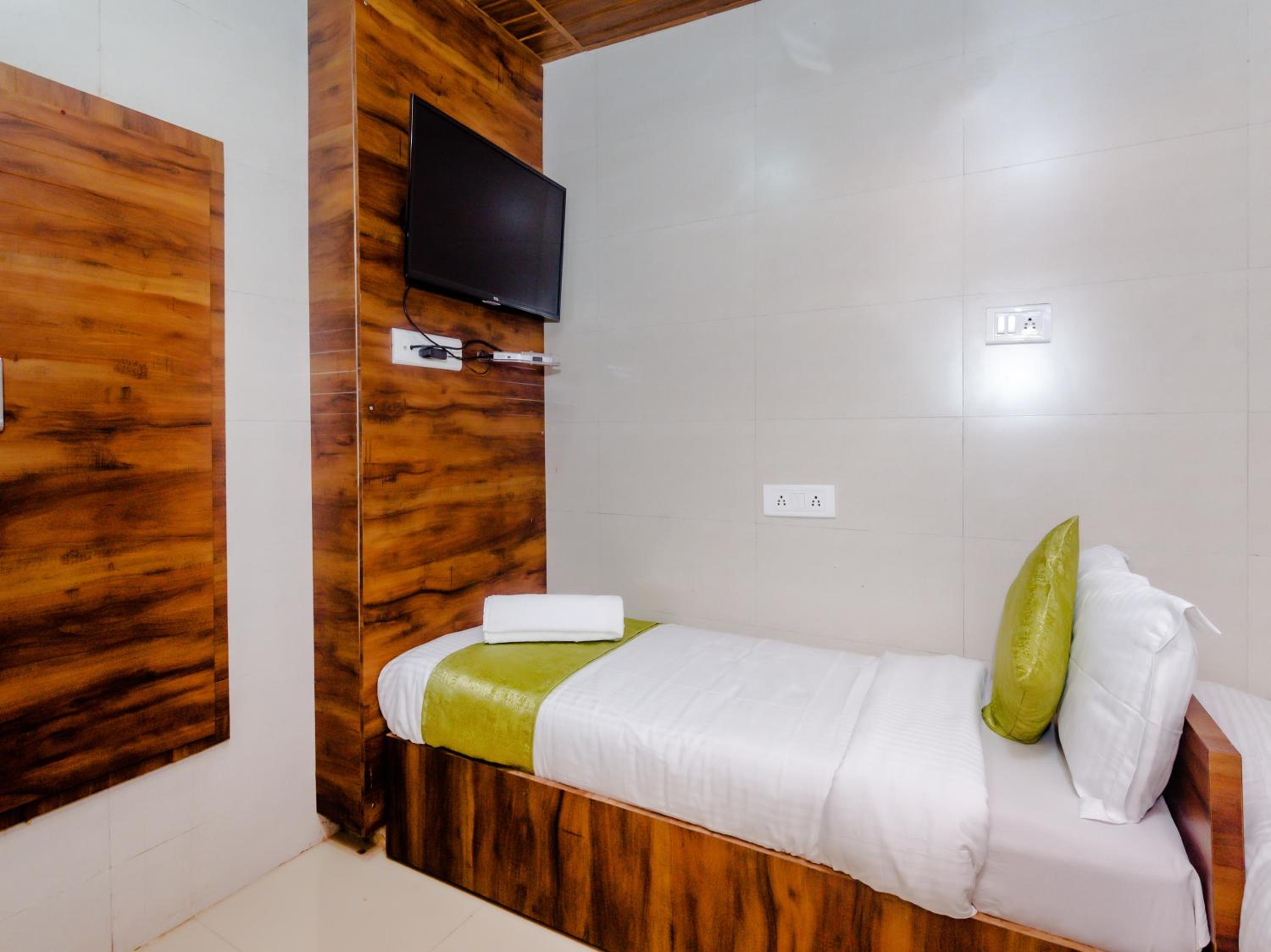 Executive Triple Room - Photo 1