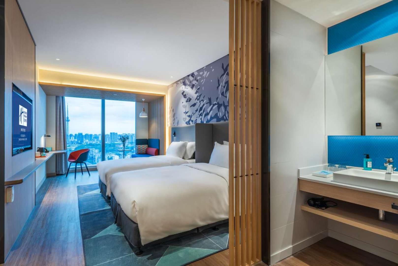 Standard Twin Room with Extra Floor Space photo 1