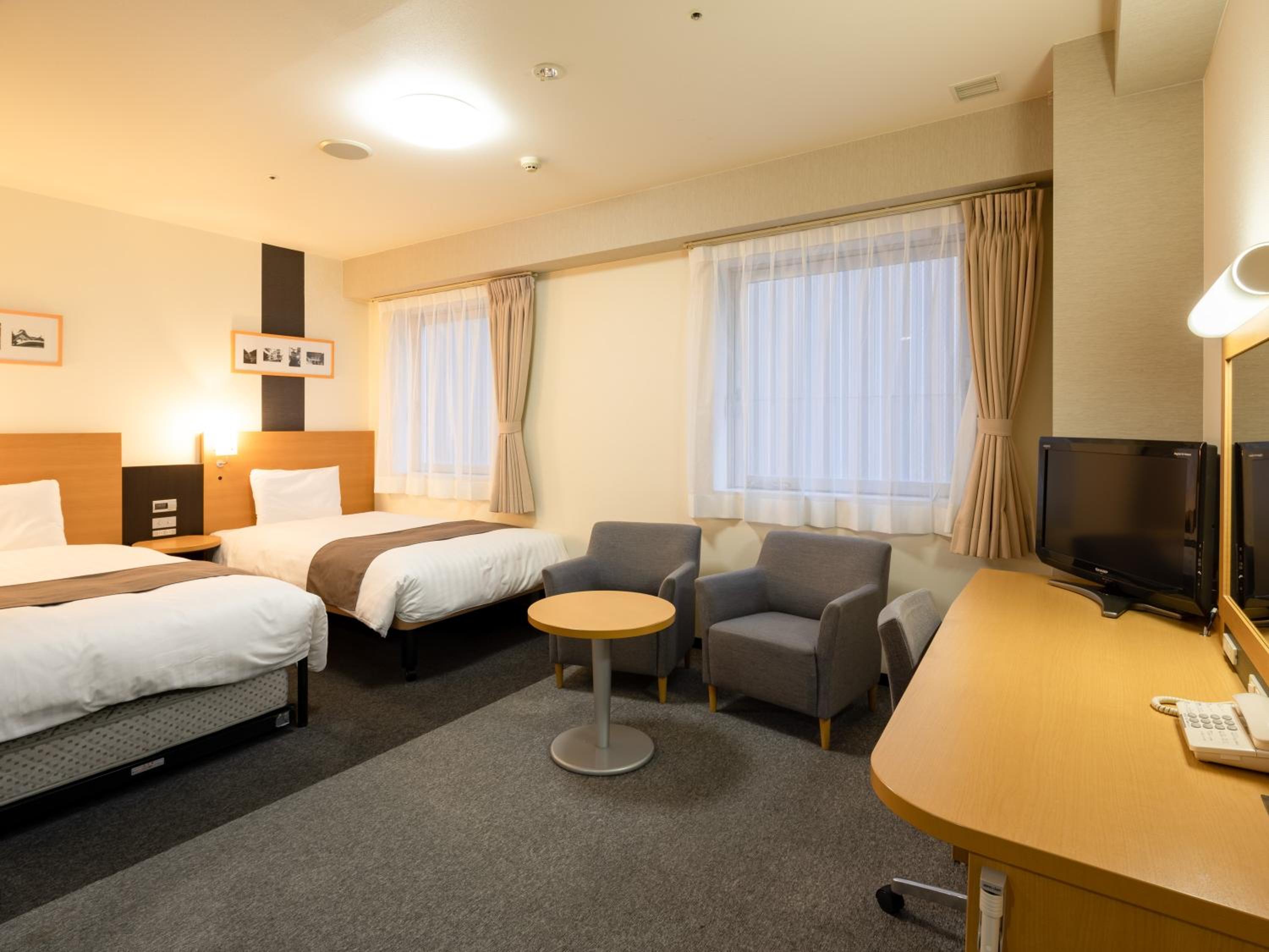 Superior Twin Room - Non-Smoking - Photo 1