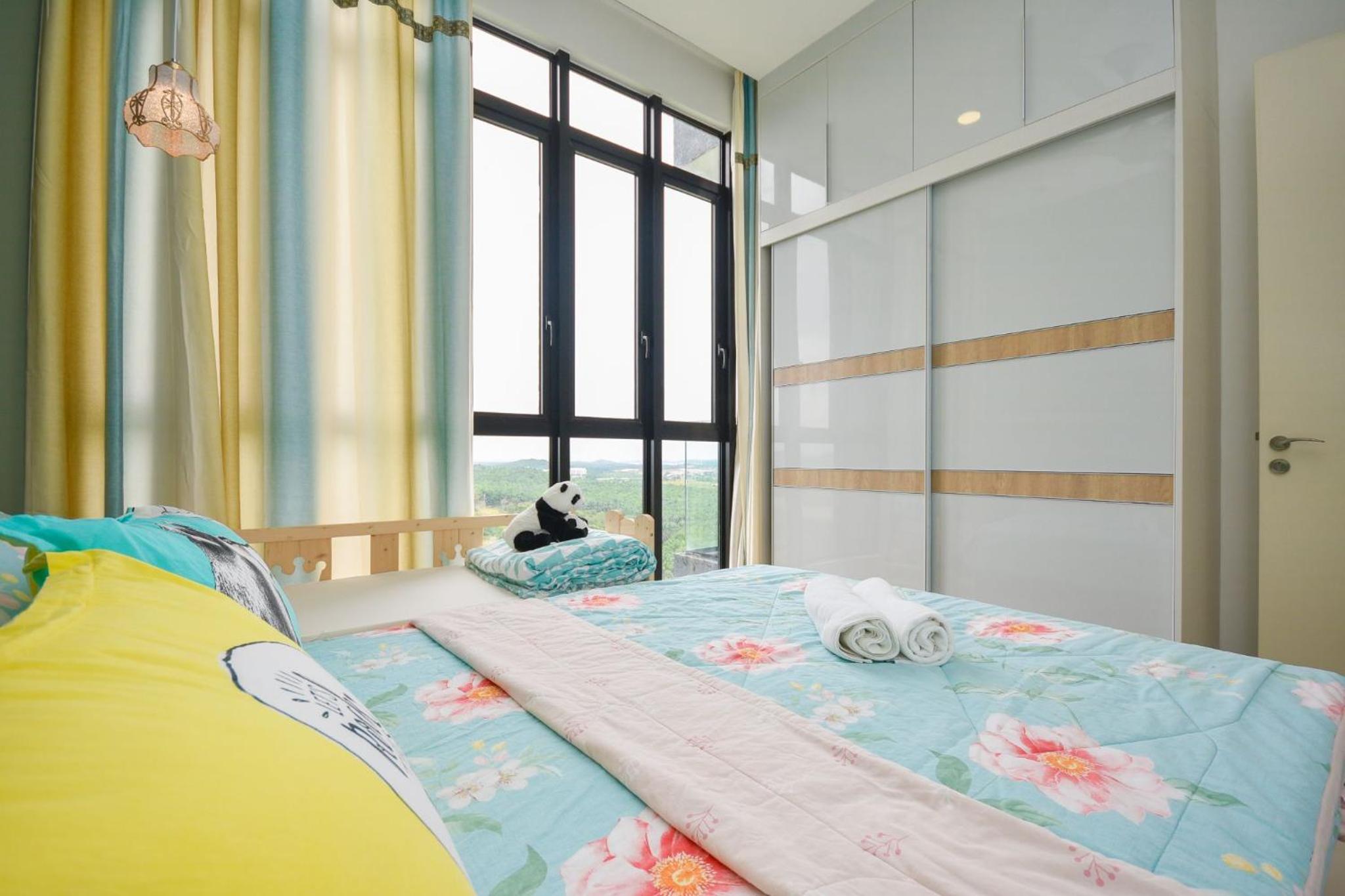 Two-Bedroom Apartment - Photo 9