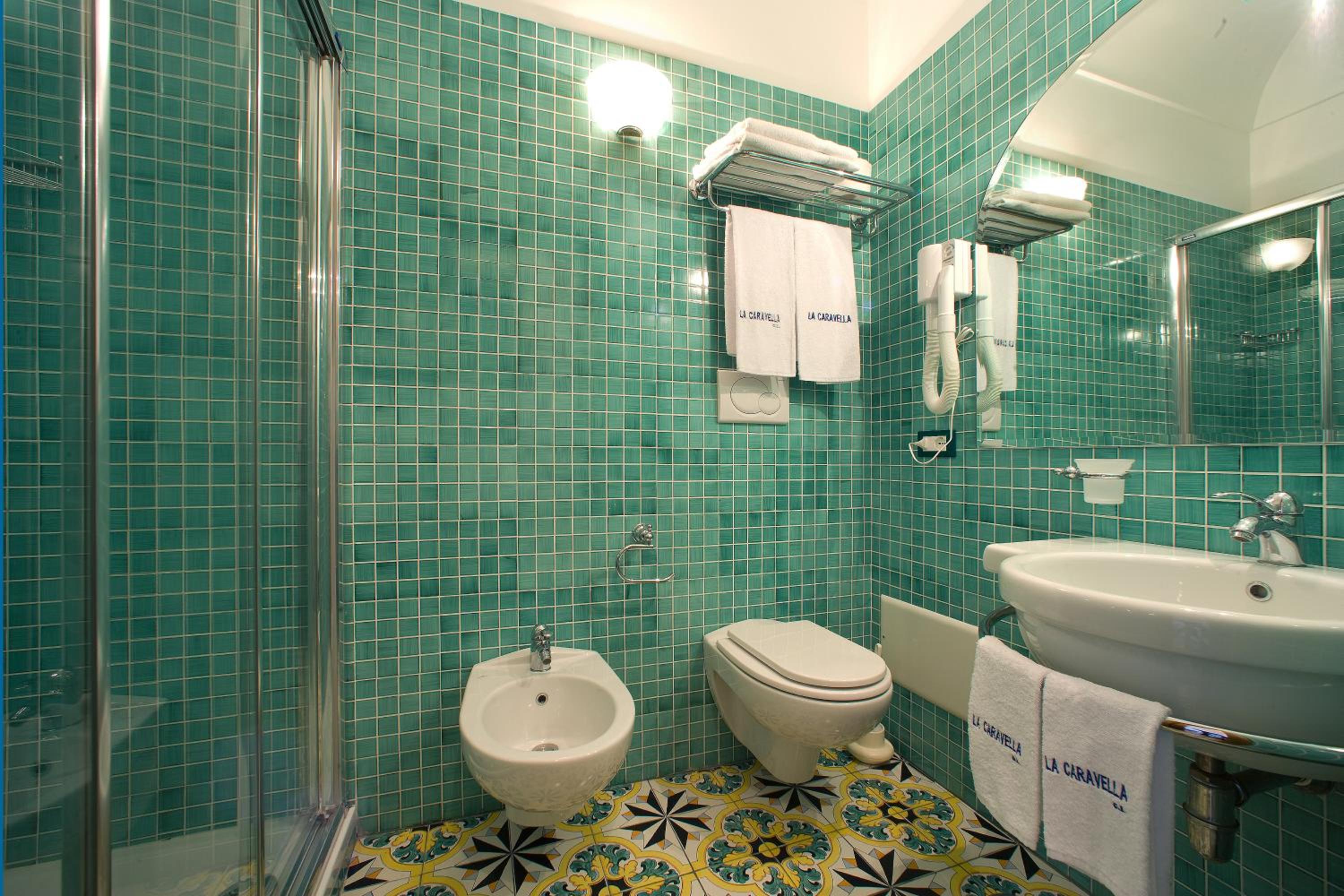 Double Room with Sea View - Photo 8