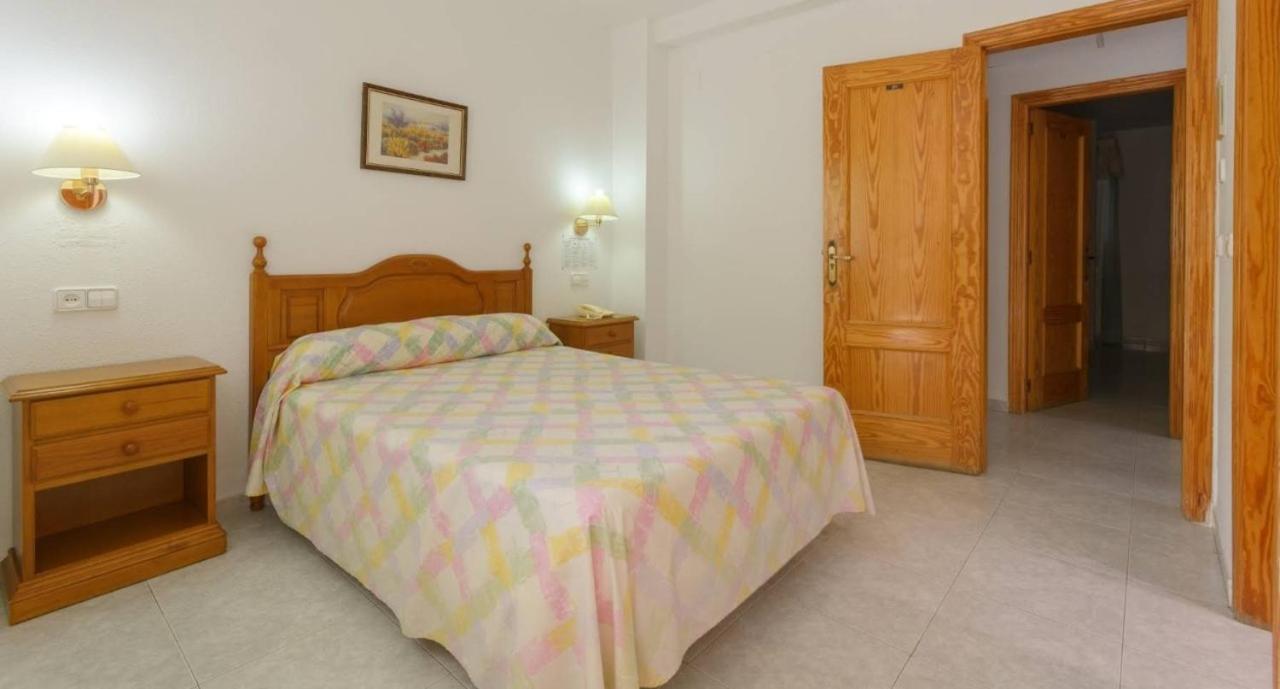 Double Room - Photo 12