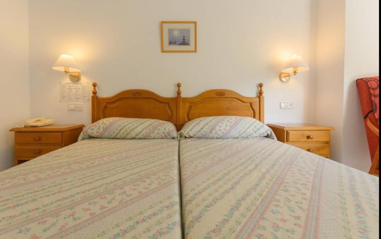Double Room - Photo 10