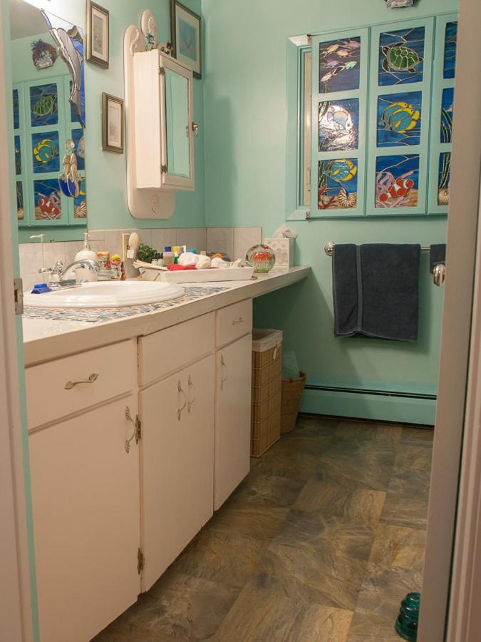 Queen Room photo 3