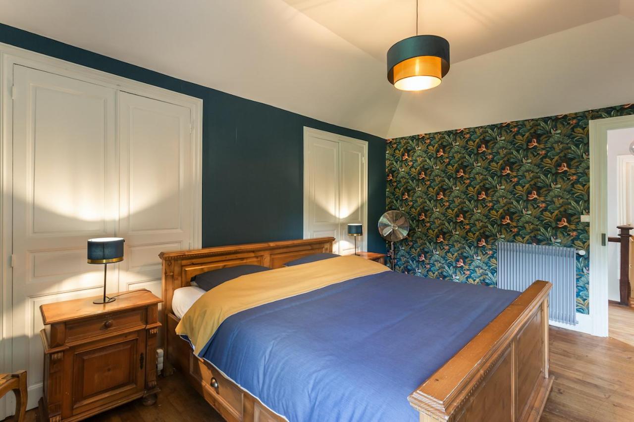 Deluxe King Suite - Photo 2