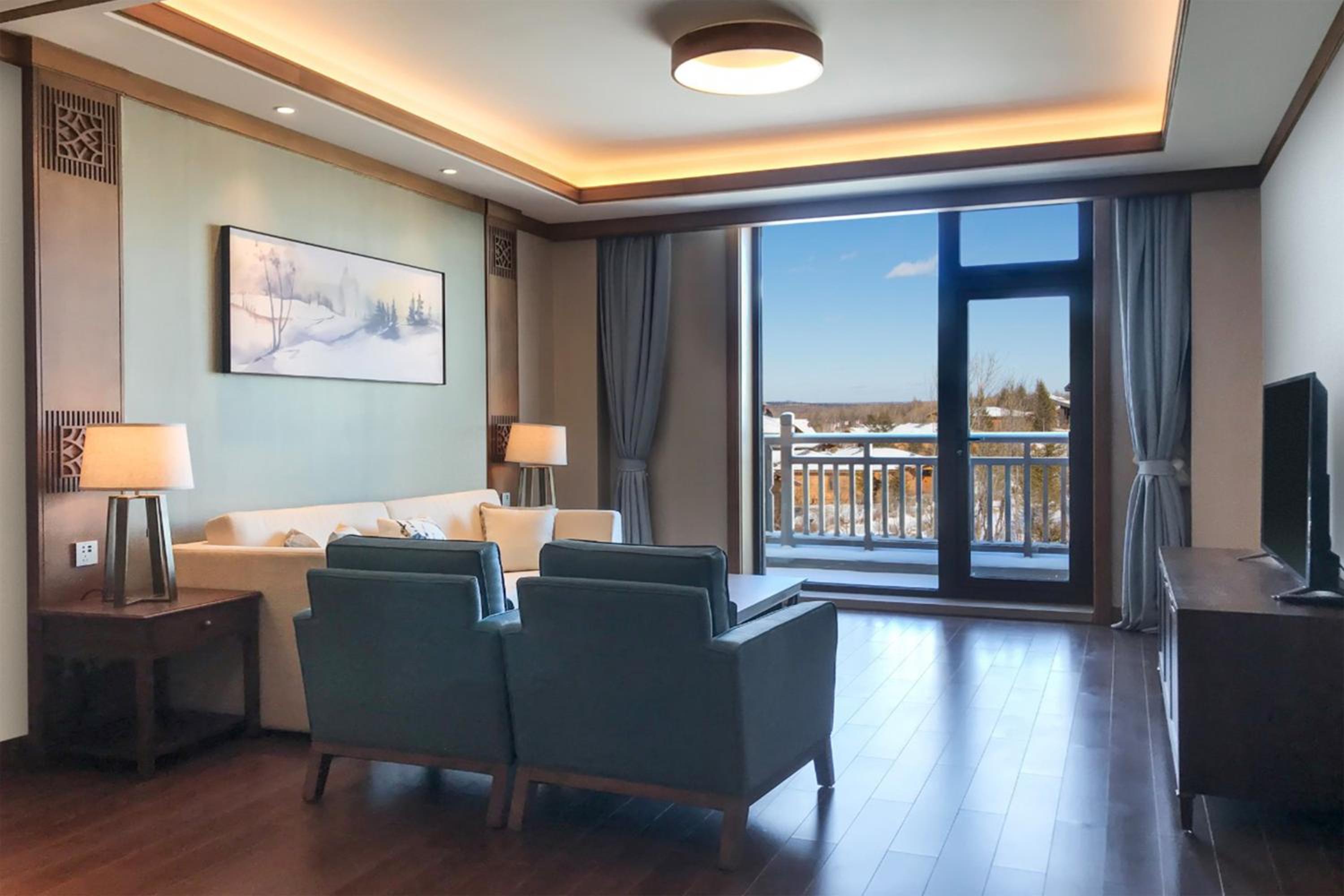 Swiss One-Bedroom Twin Suite with Mountain View photo 1