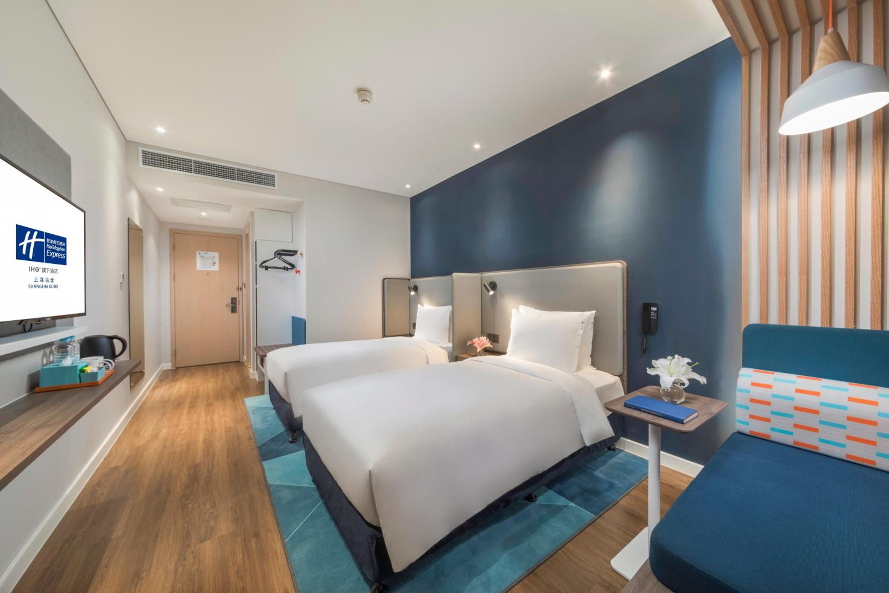 Standard Twin Room photo 1