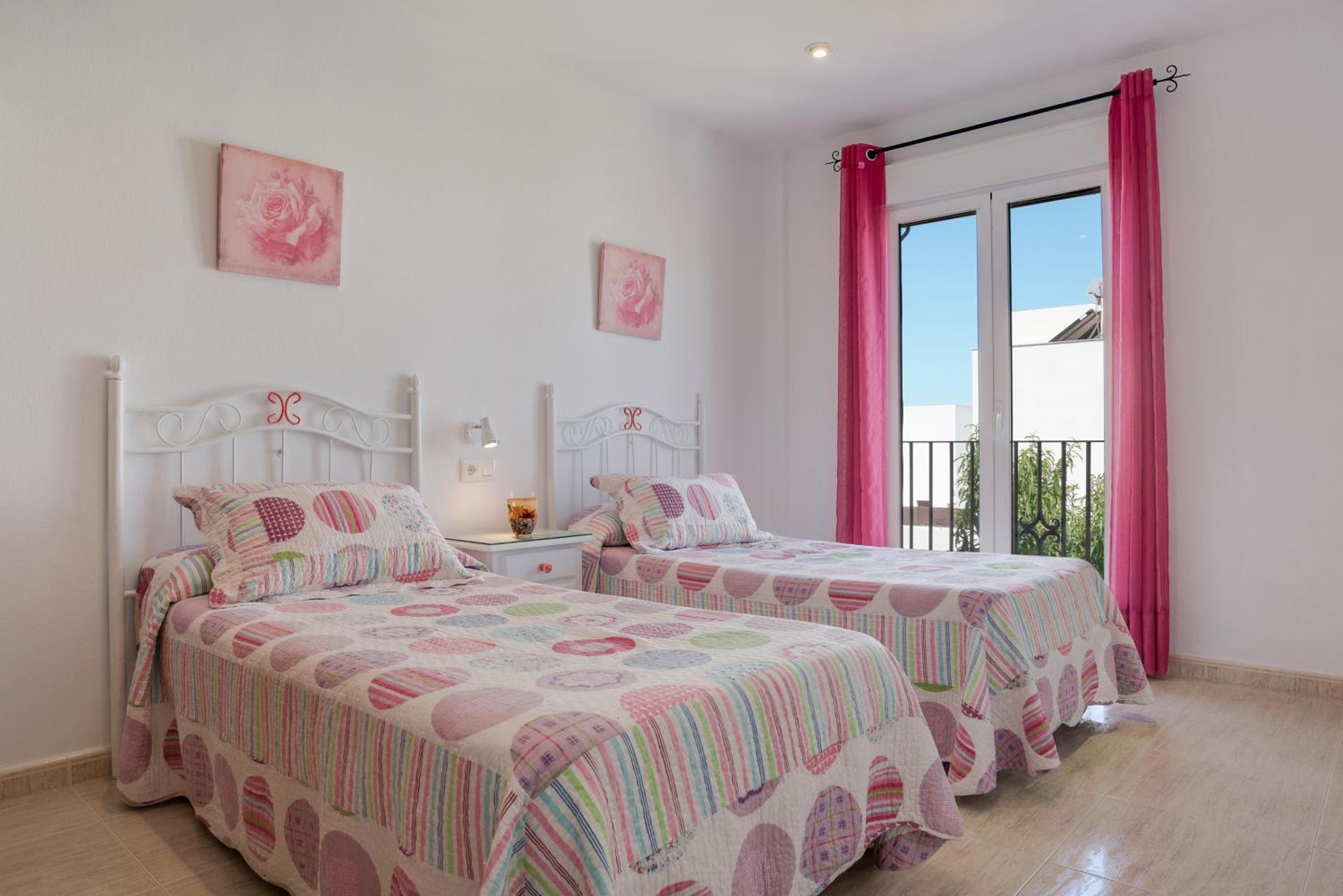 Two-Bedroom Deluxe Apartment with Ocean View photo 3