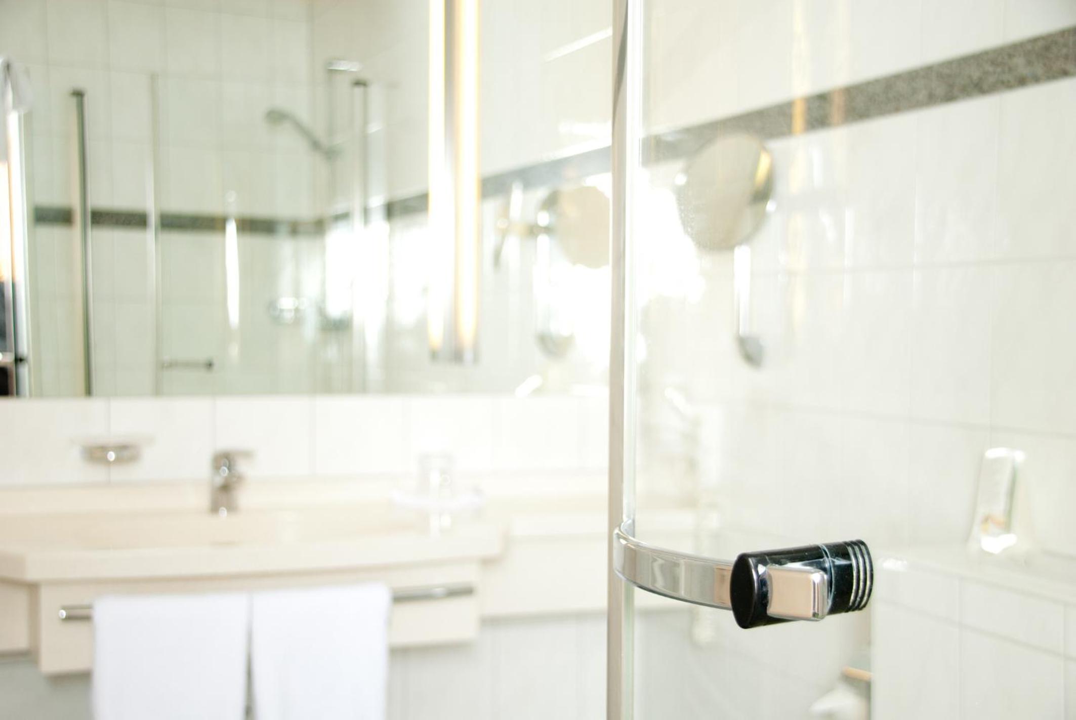 Single Room with Shower photo 3