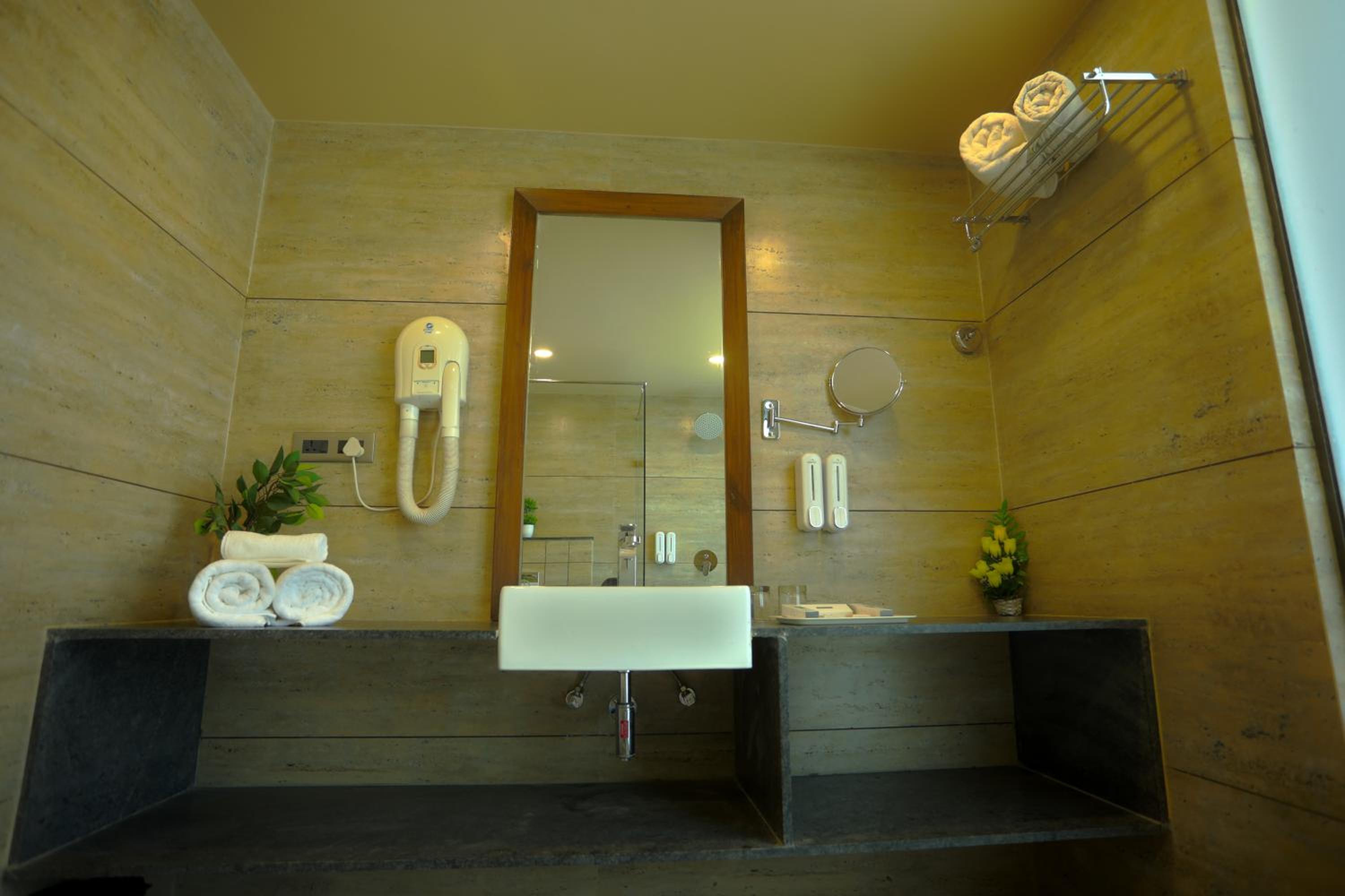 Deluxe Twin Room - Photo 4
