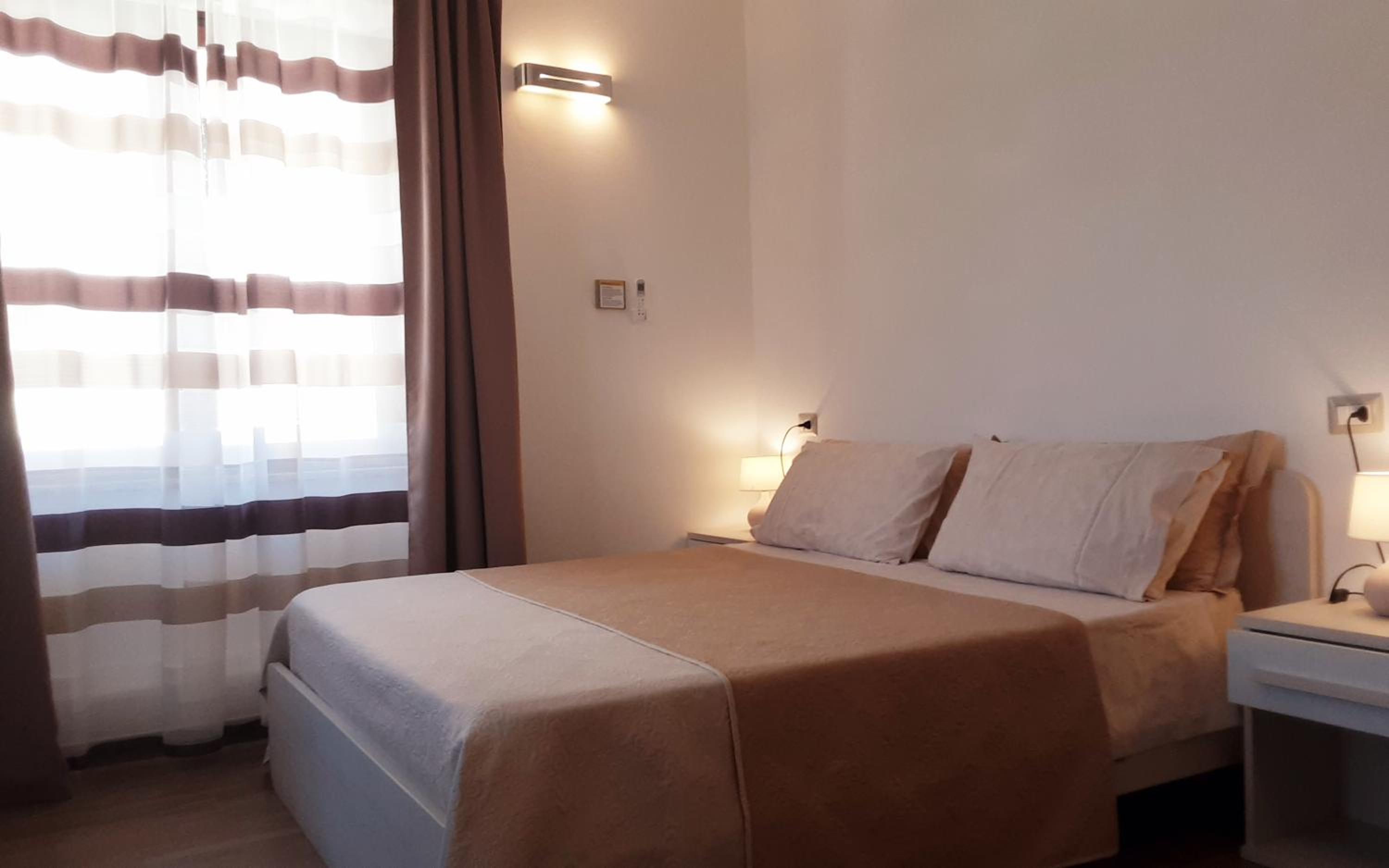 Deluxe Doppel- oder Zweibettzimmer mit Stadtblick