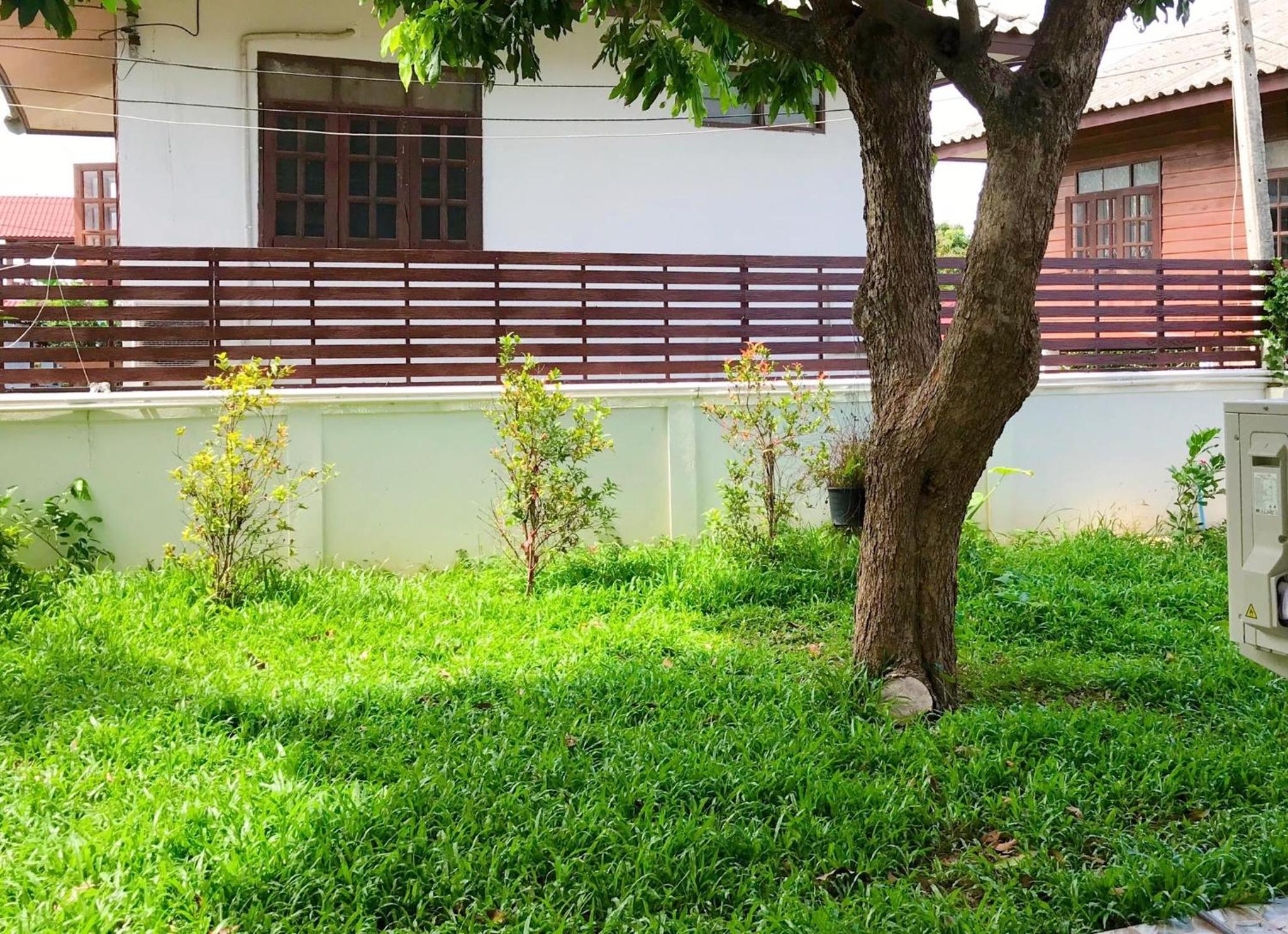 Standard Twin Room with Garden View - Photo 2