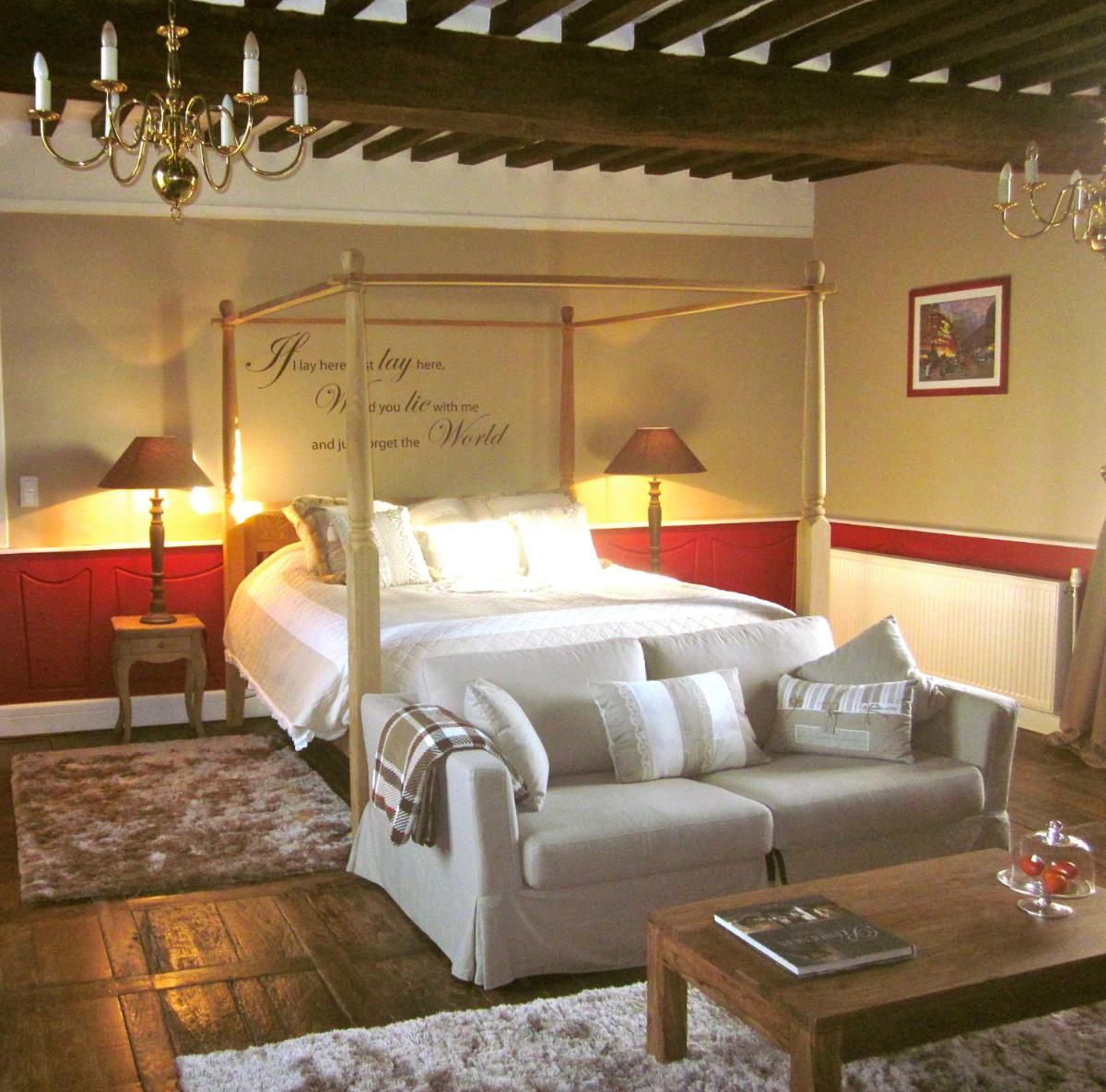 Deluxe Family Room photo 1