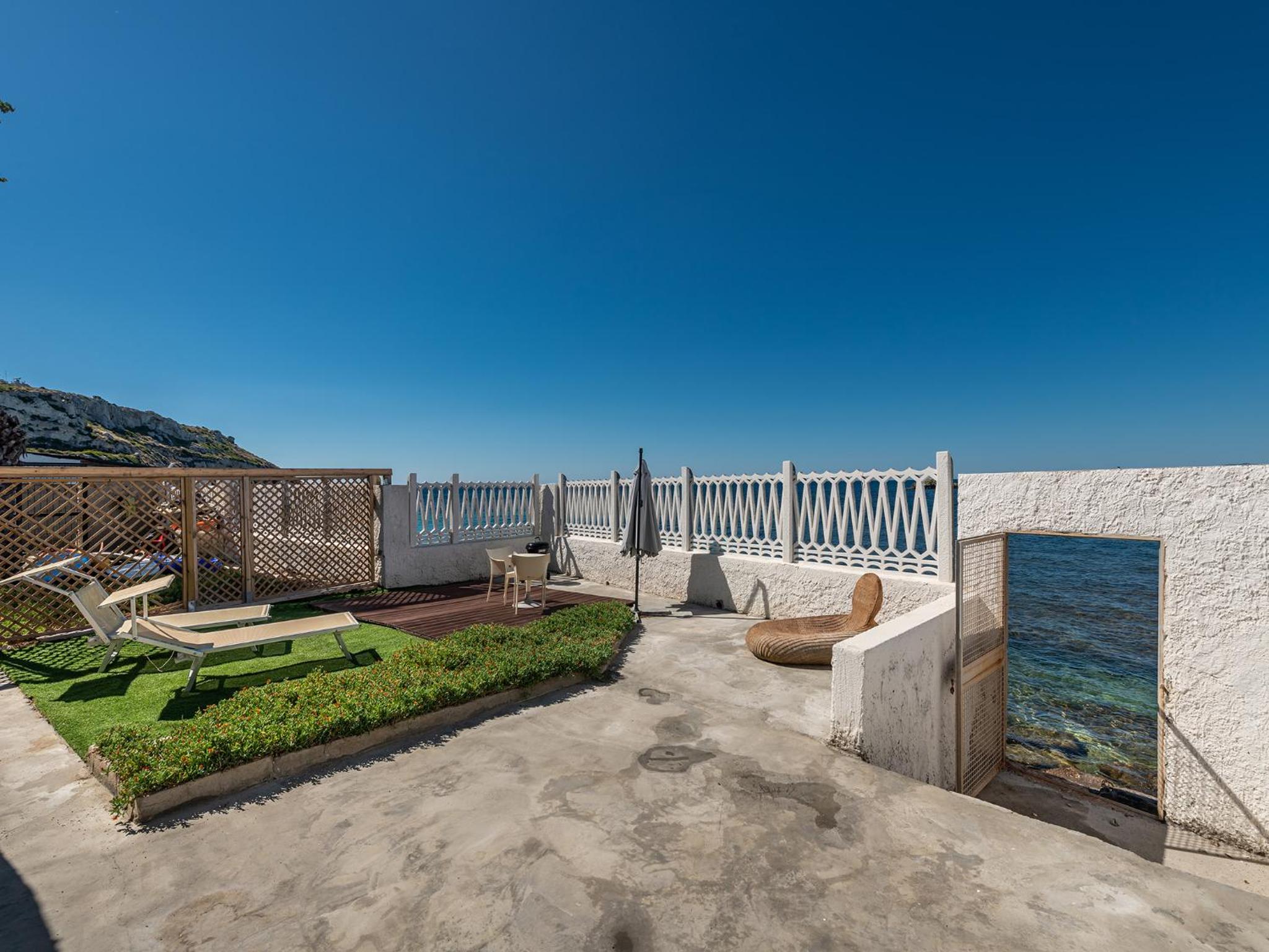 Studio with Sea View - Photo 21