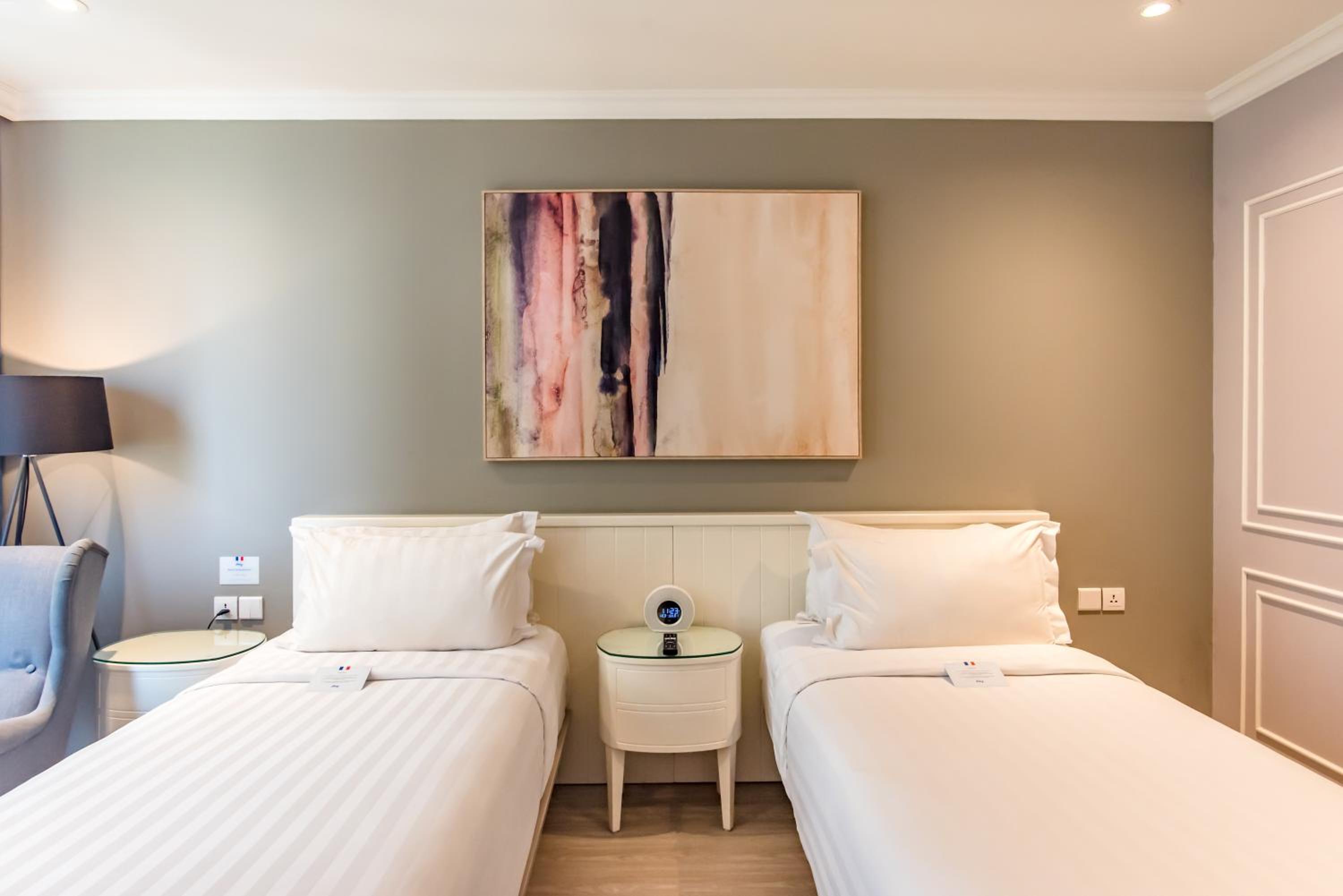 Grand Executive Twin Room photo 3