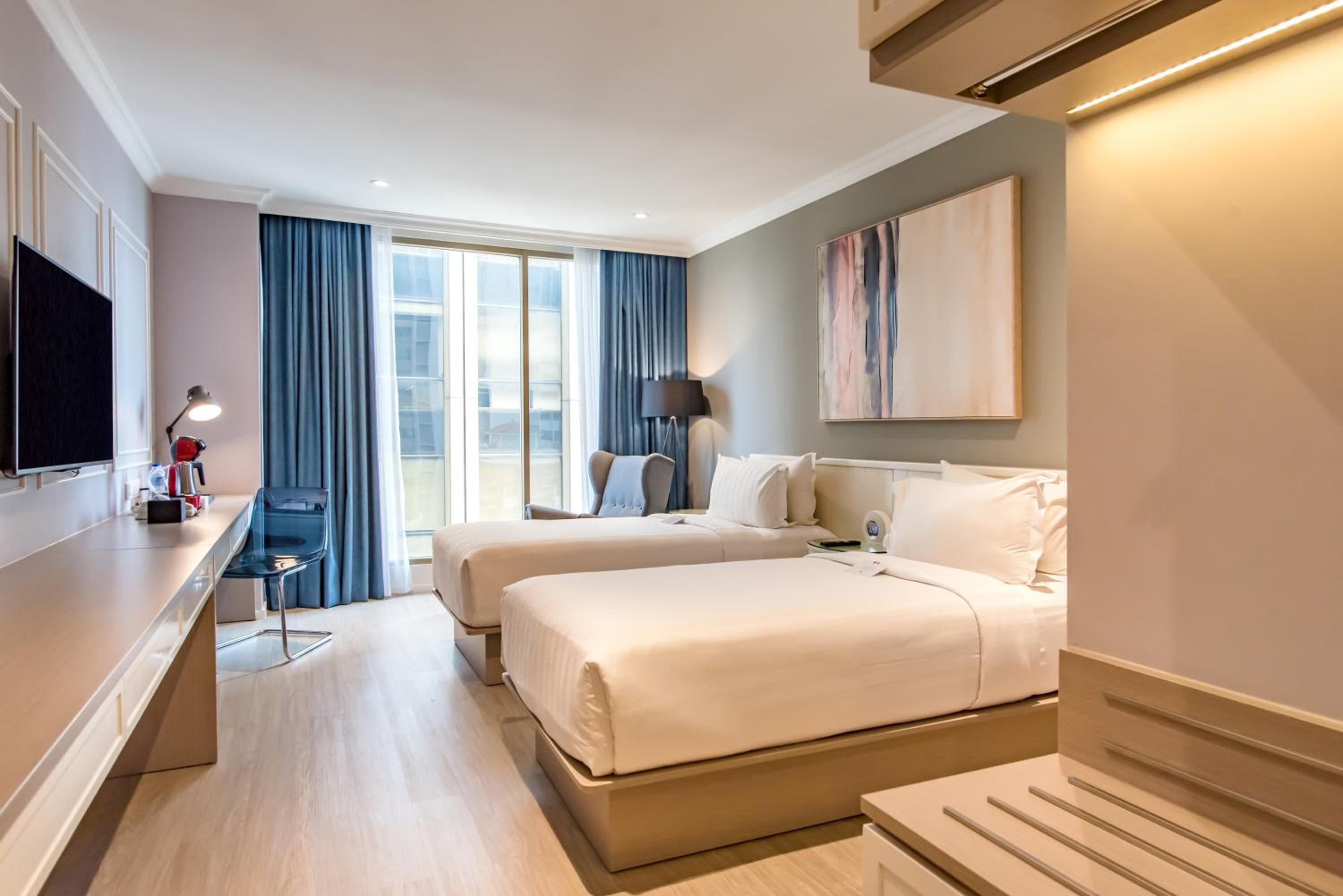 Grand Executive Twin Room photo 2