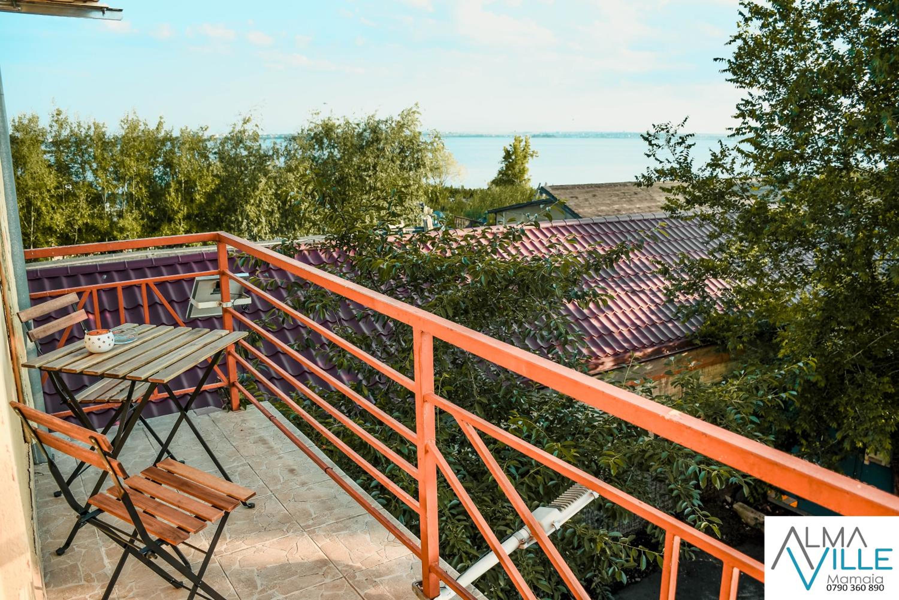 Double or Twin Room with Balcony photo 3