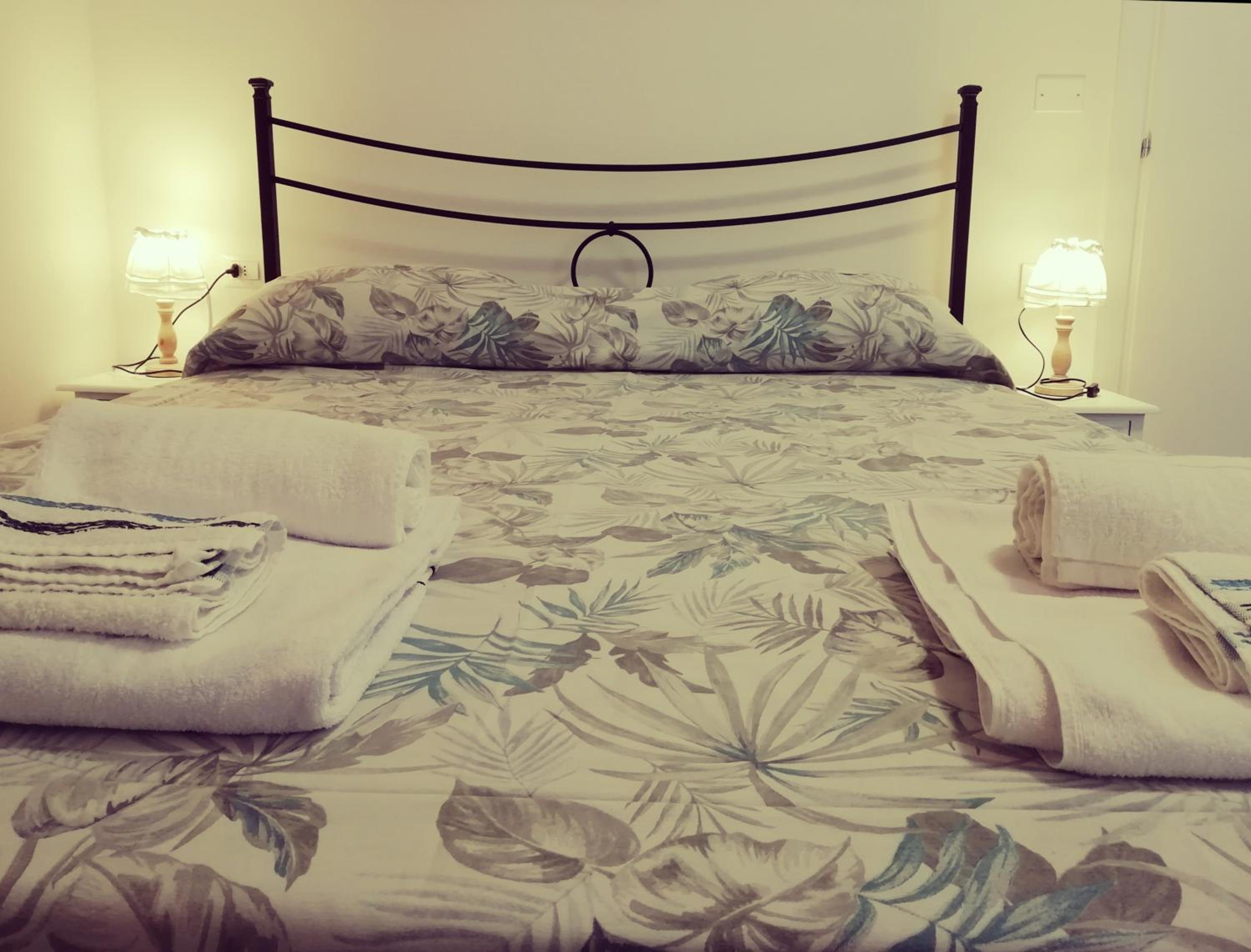 Double Room with Private Bathroom photo 1