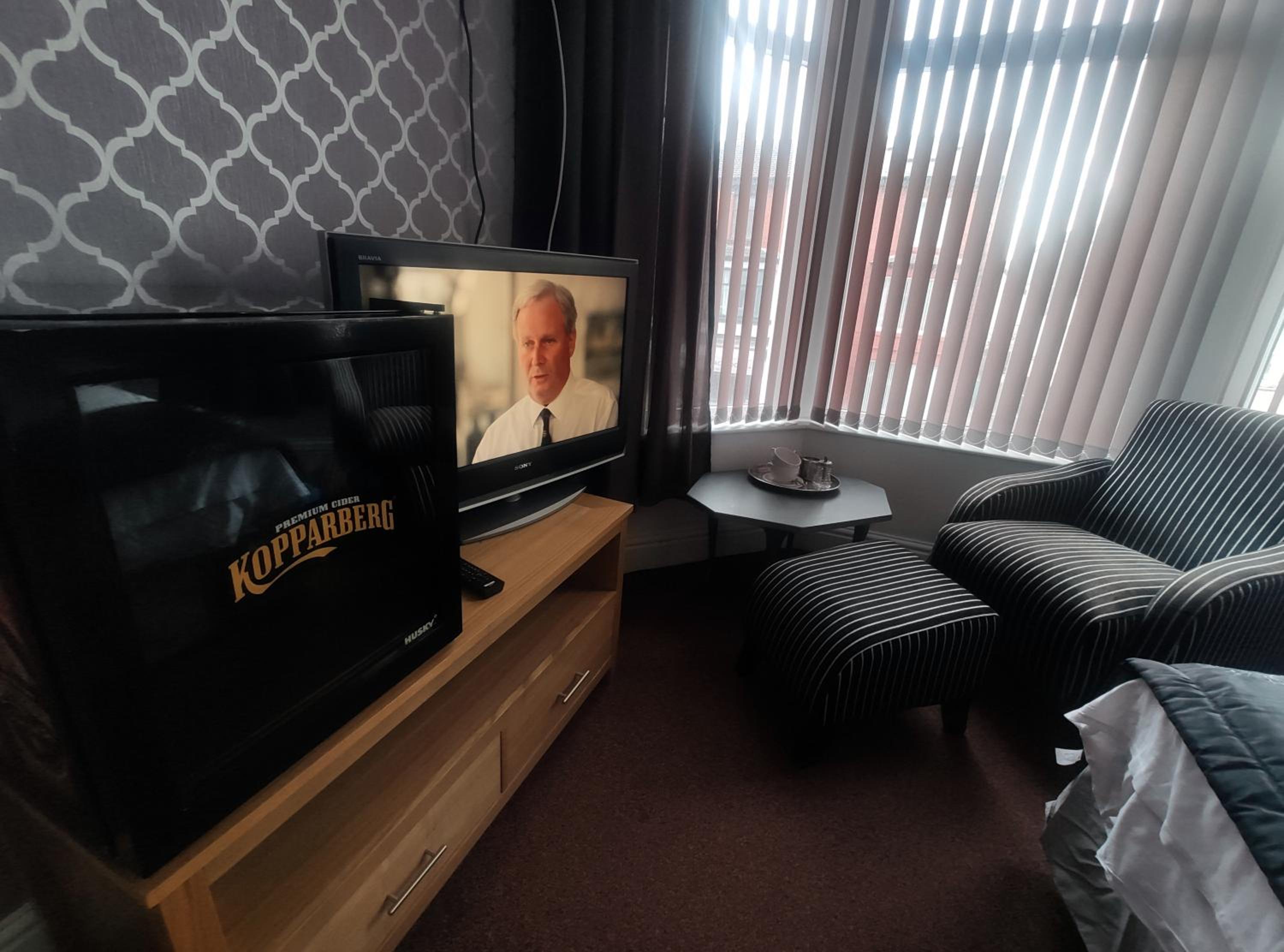 Suite - Photo 2