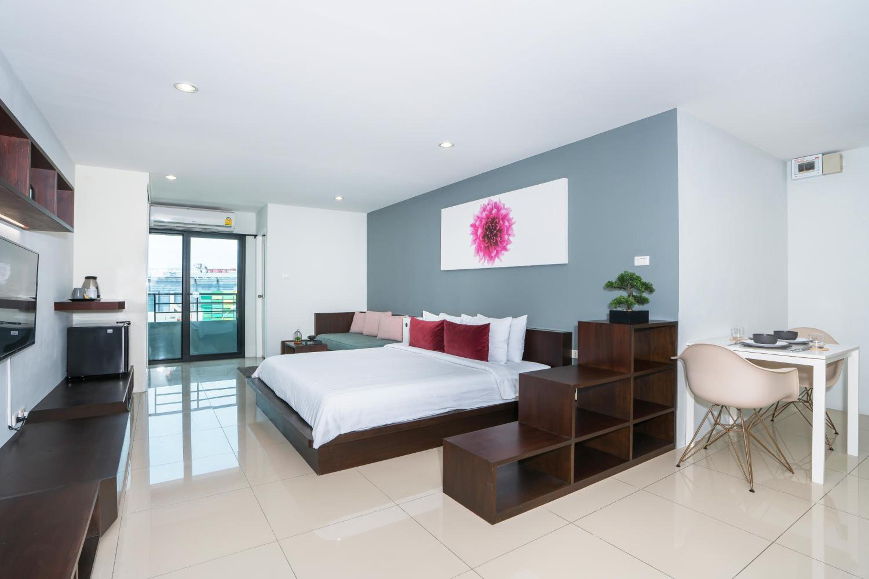 Junior Suite King Room photo 3