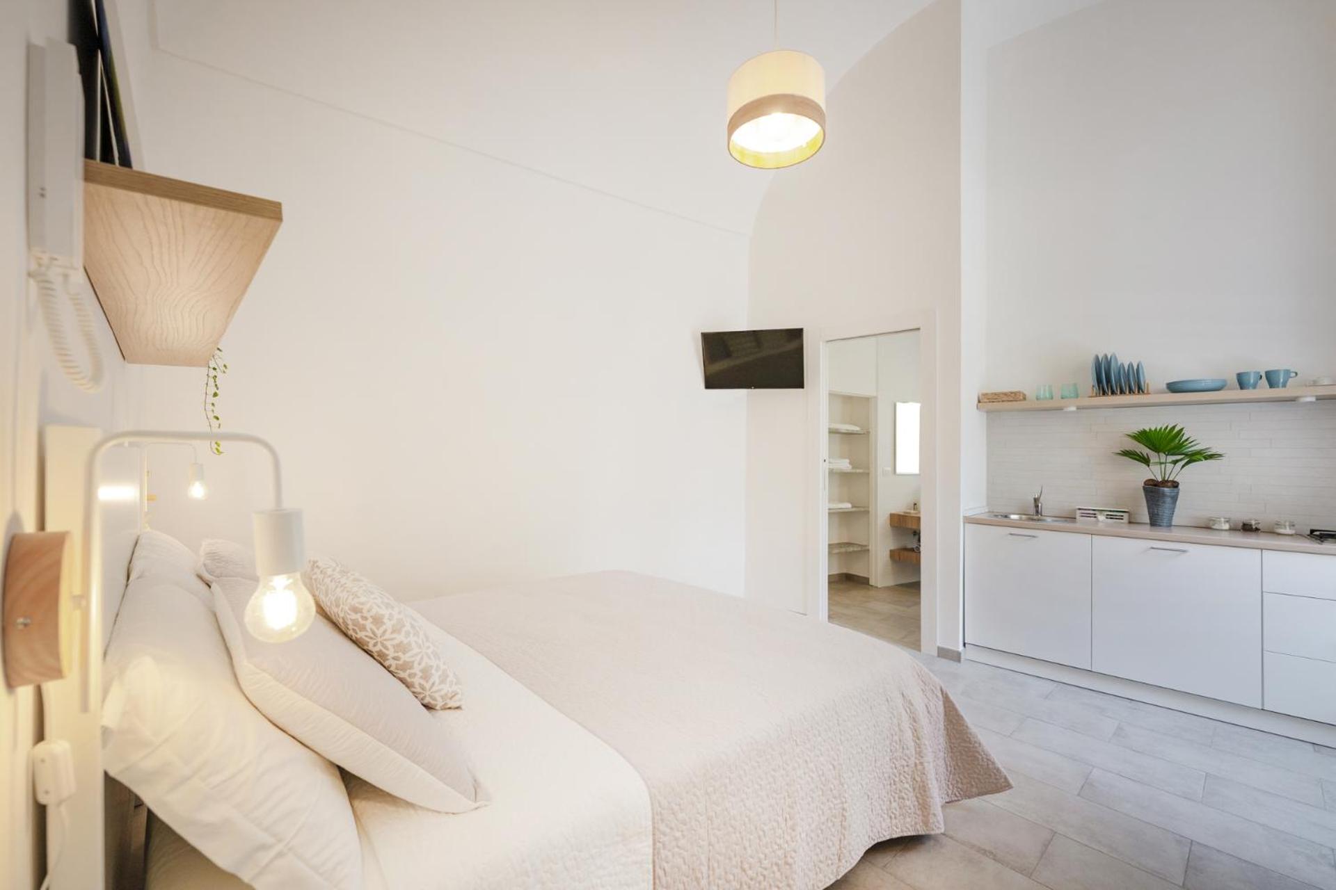 Studio Apartment photo 2