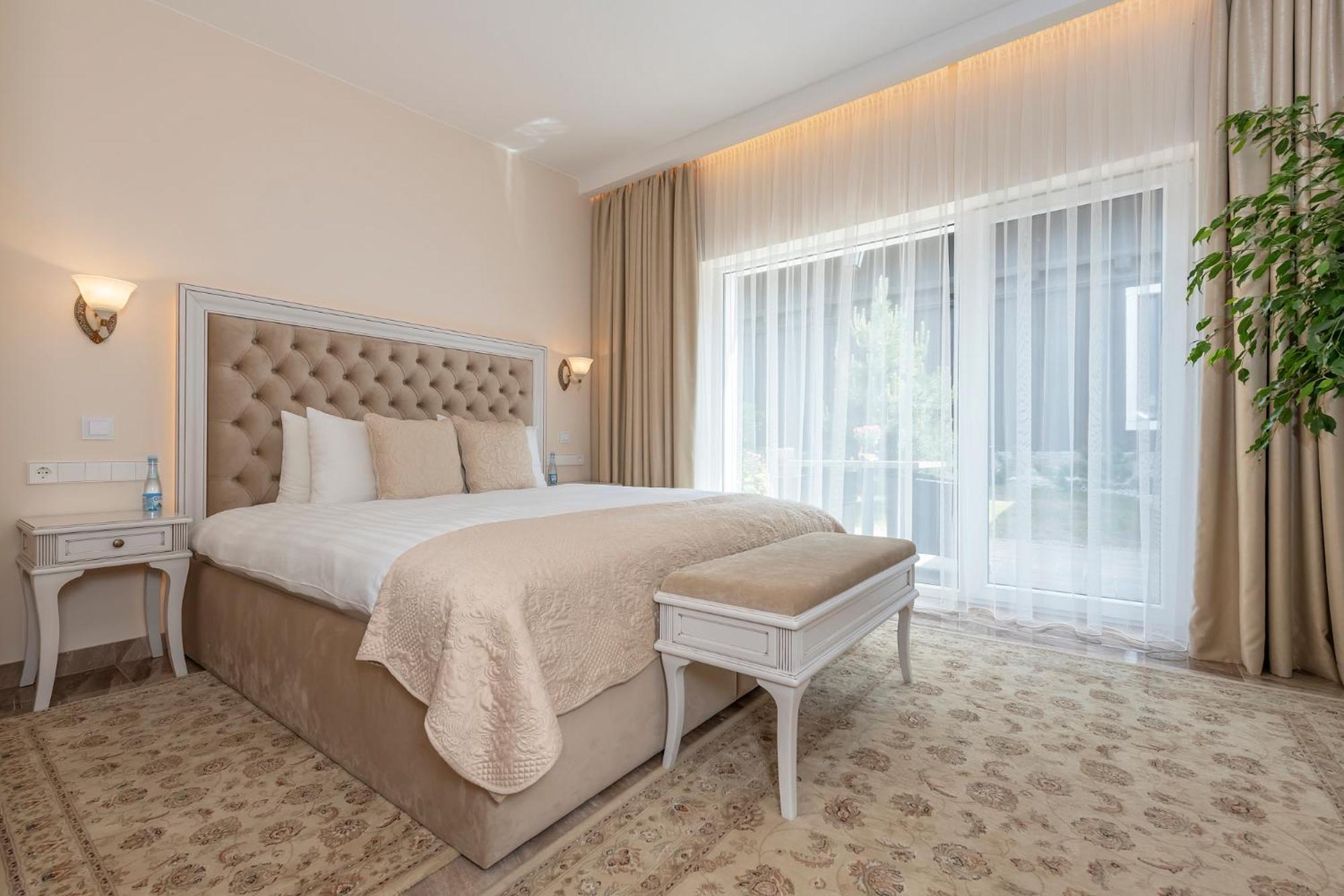 Junior Suite - Photo 1