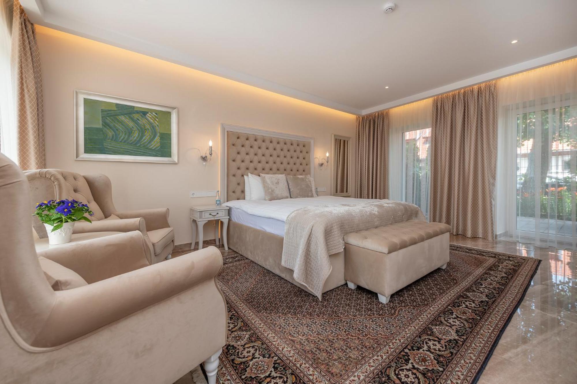 Junior Suite - Photo 17