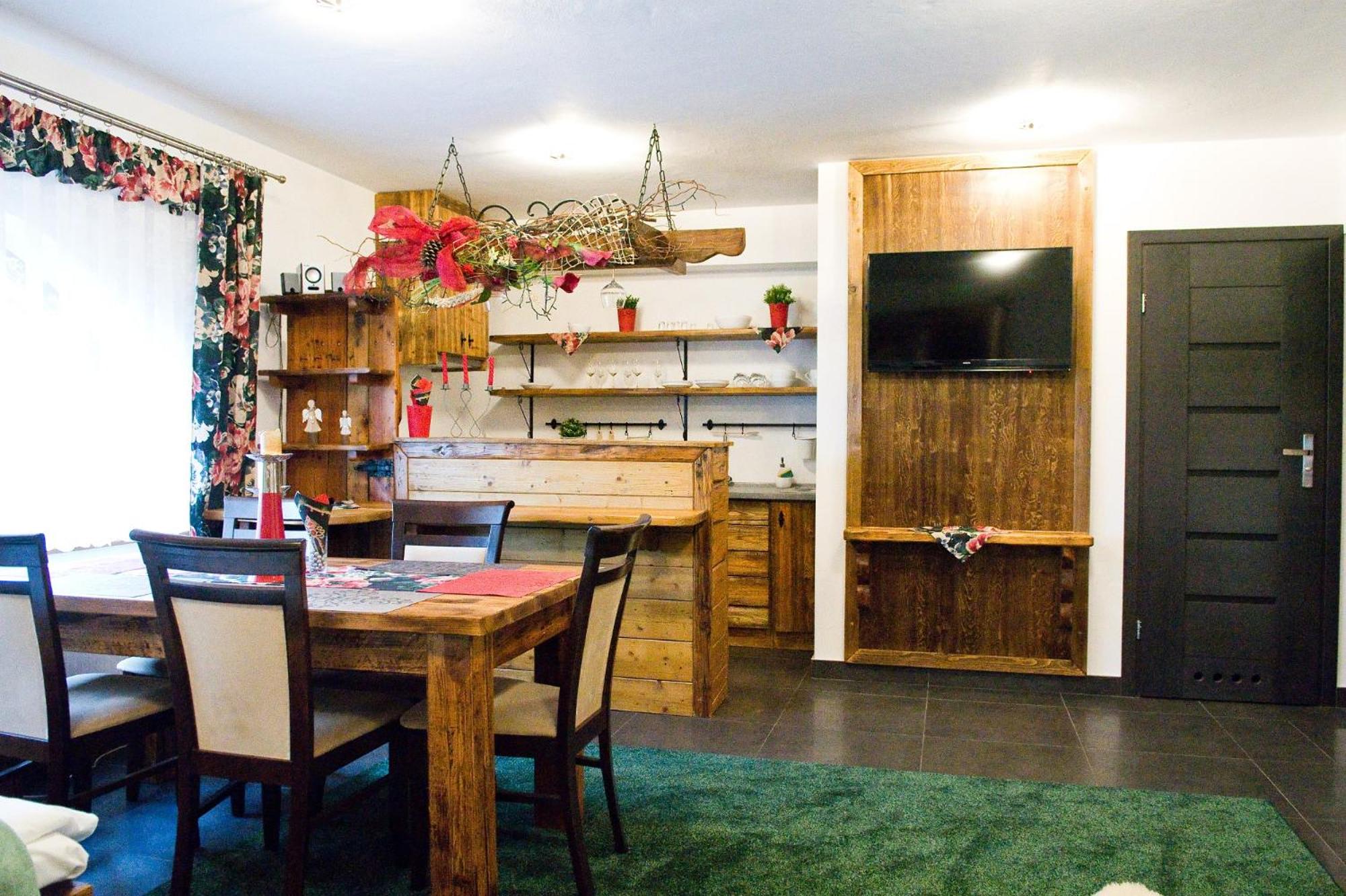 Studio Apartment - Photo 10