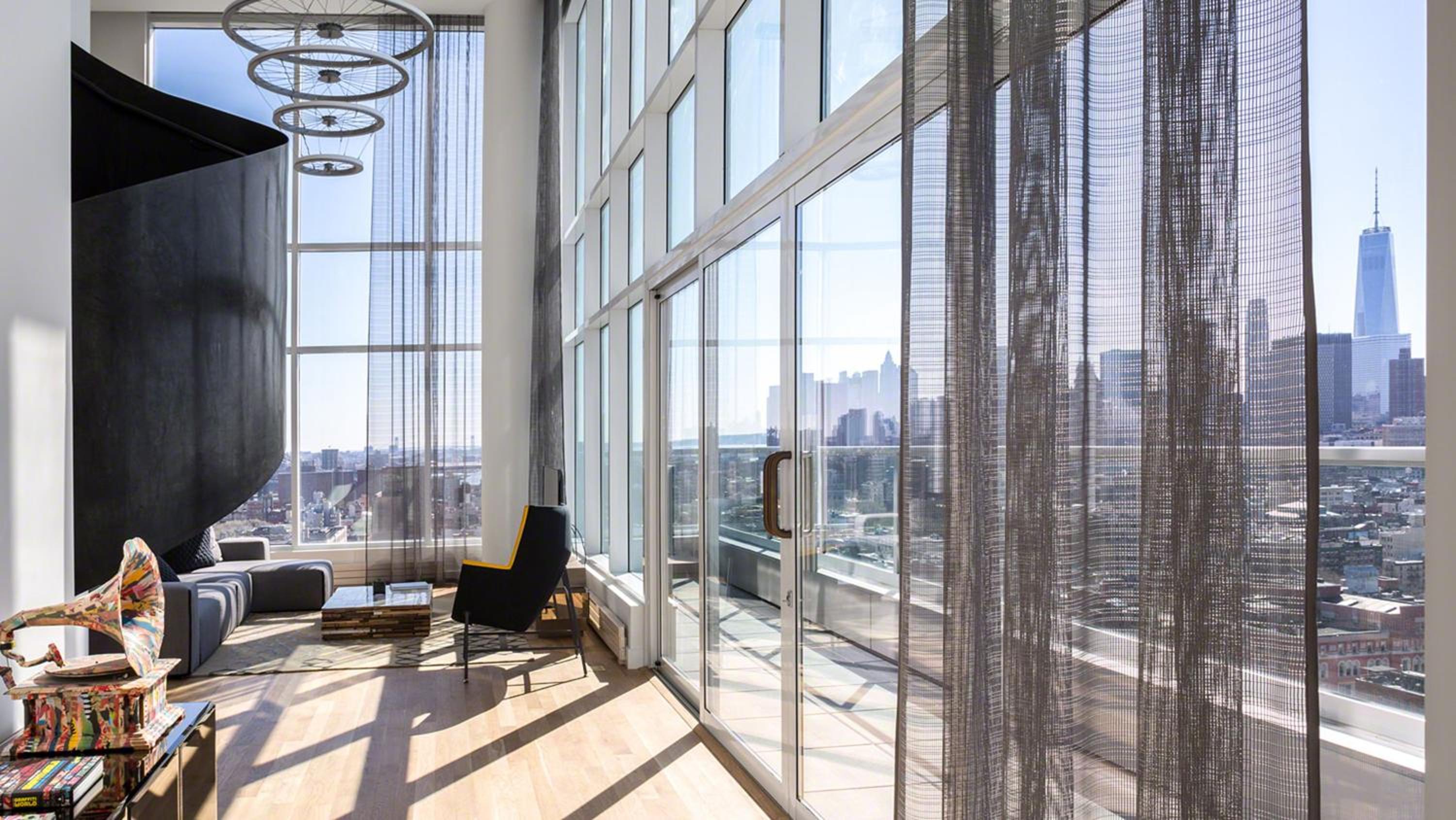 Penthouse Suite